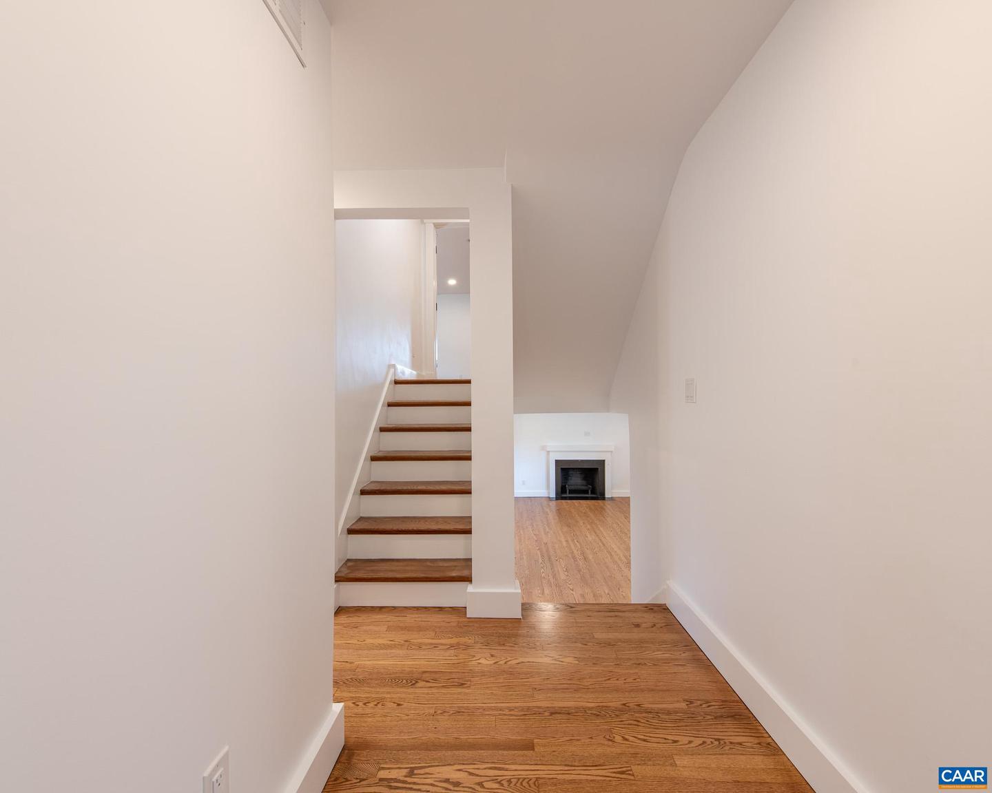 49 CANTERBURY RD, CHARLOTTESVILLE, Virginia 22903, 5 Bedrooms Bedrooms, ,4 BathroomsBathrooms,Residential,For sale,49 CANTERBURY RD,670630 MLS # 670630