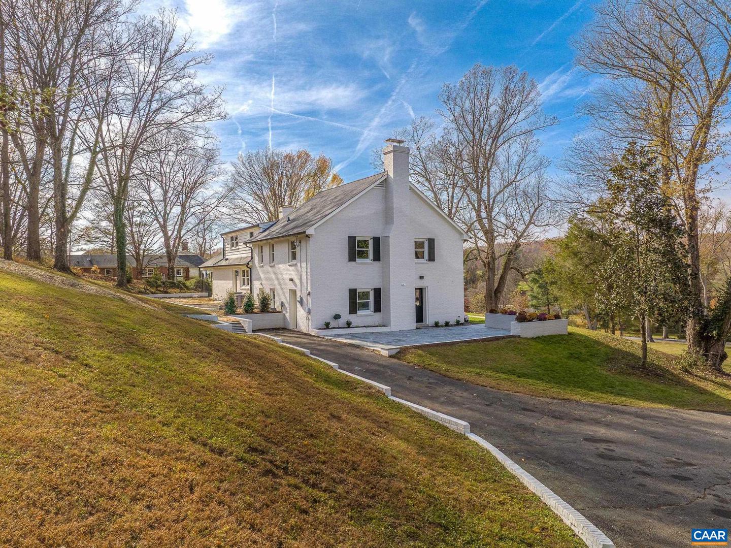 49 CANTERBURY RD, CHARLOTTESVILLE, Virginia 22903, 5 Bedrooms Bedrooms, ,4 BathroomsBathrooms,Residential,For sale,49 CANTERBURY RD,670630 MLS # 670630