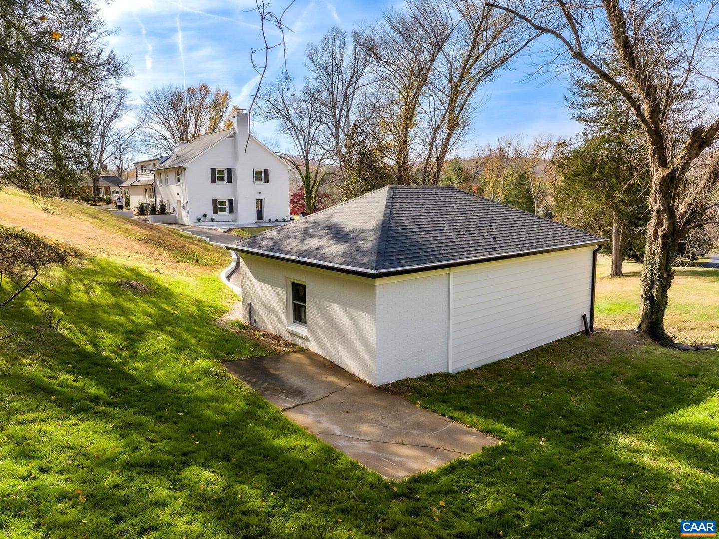 49 CANTERBURY RD, CHARLOTTESVILLE, Virginia 22903, 5 Bedrooms Bedrooms, ,4 BathroomsBathrooms,Residential,For sale,49 CANTERBURY RD,670630 MLS # 670630