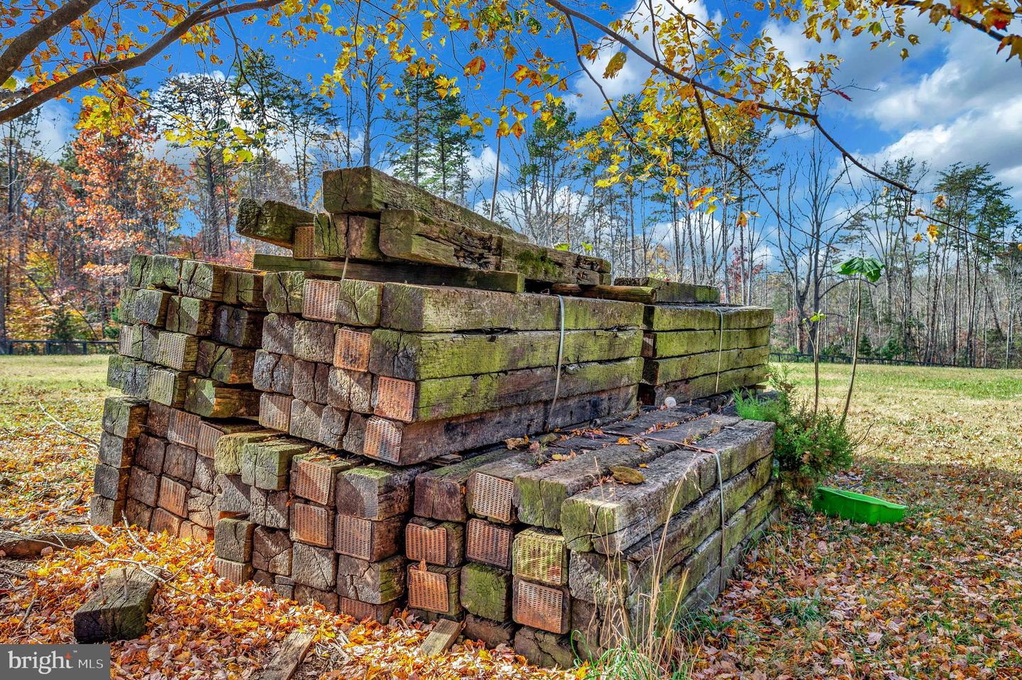 4645 THOMAS JEFFERSON PKWY, PALMYRA, Virginia 22963, 3 Bedrooms Bedrooms, 5 Rooms Rooms,2 BathroomsBathrooms,Residential,For sale,4645 THOMAS JEFFERSON PKWY,VAFN2000538 MLS # VAFN2000538 4645 THOMAS JEFFERSON PKWY, PALMYRA, Virginia 22963, 3 Bedrooms Bedrooms, 5 Rooms Rooms,2 BathroomsBathrooms,Residential,For sale,4645 THOMAS JEFFERSON PKWY,VAFN2000538 MLS # VAFN2000538