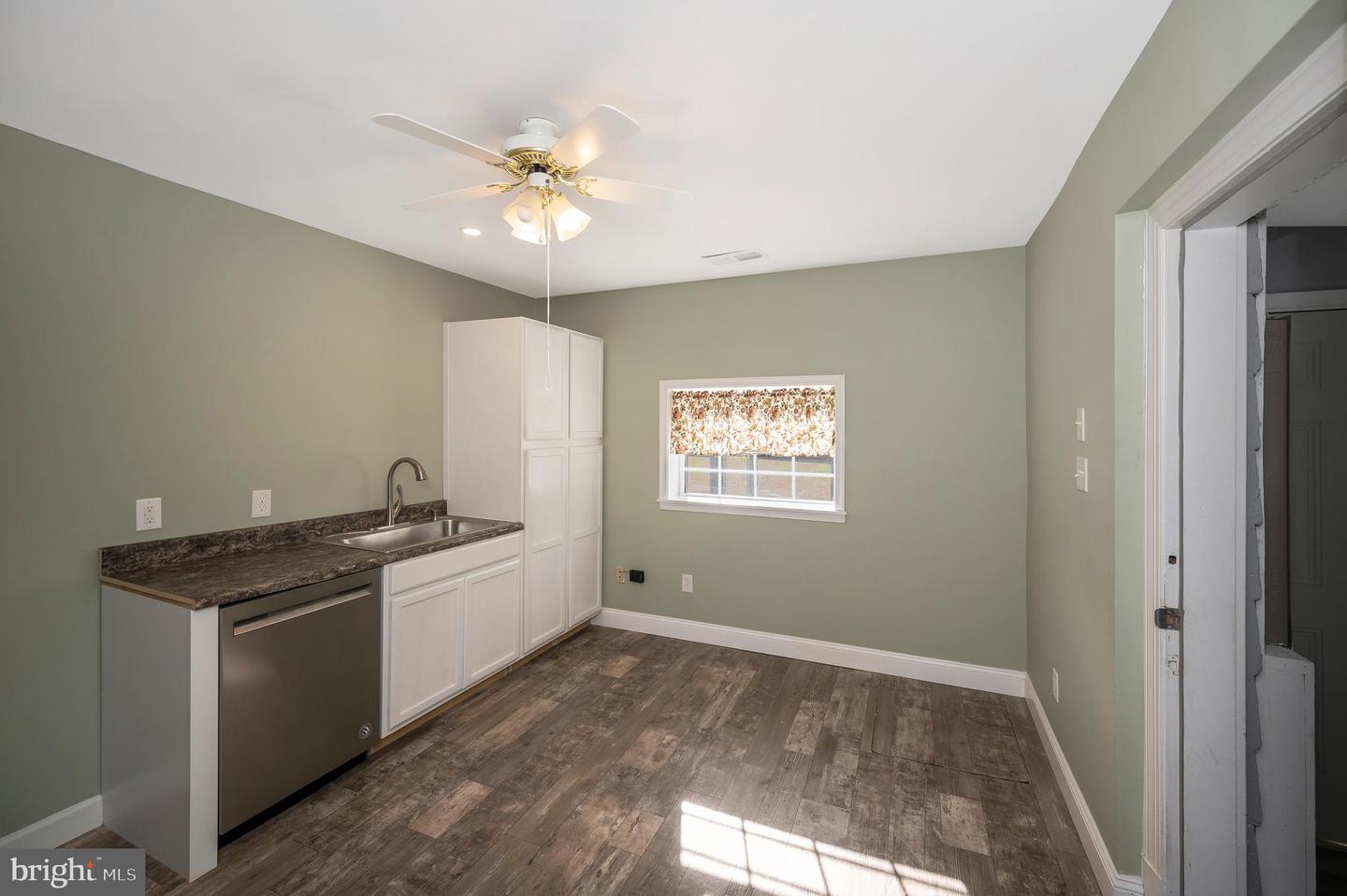 4643 THOMAS JEFFERSON PKWY, PALMYRA, Virginia 22963, 2 Bedrooms Bedrooms, 7 Rooms Rooms,1 BathroomBathrooms,Residential,For sale,4643 THOMAS JEFFERSON PKWY,VAFN2000540 MLS # VAFN2000540