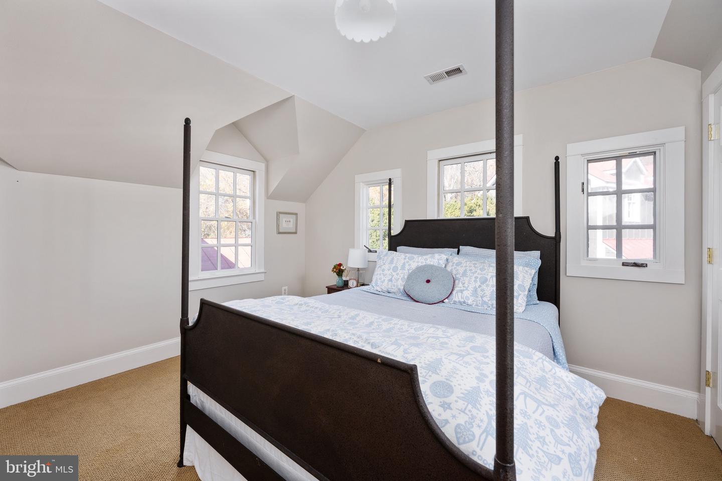 560 RICHMOND RD, AMISSVILLE, Virginia 20106, 4 Bedrooms Bedrooms, ,4 BathroomsBathrooms,Residential,For sale,560 RICHMOND RD,VARP2002374 MLS # VARP2002374 560 RICHMOND RD, AMISSVILLE, Virginia 20106, 4 Bedrooms Bedrooms, ,4 BathroomsBathrooms,Residential,For sale,560 RICHMOND RD,VARP2002374 MLS # VARP2002374