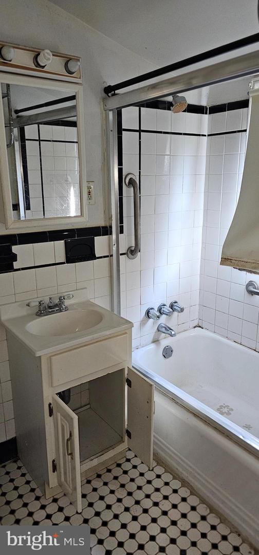 6628 EASTERN AVE NW, WASHINGTON, District Of Columbia 20012, 3 Bedrooms Bedrooms, ,2 BathroomsBathrooms,Residential,For sale,6628 EASTERN AVE NW,DCDC2230240 MLS # DCDC2230240 6628 EASTERN AVE NW, WASHINGTON, District Of Columbia 20012, 3 Bedrooms Bedrooms, ,2 BathroomsBathrooms,Residential,For sale,6628 EASTERN AVE NW,DCDC2230240 MLS # DCDC2230240