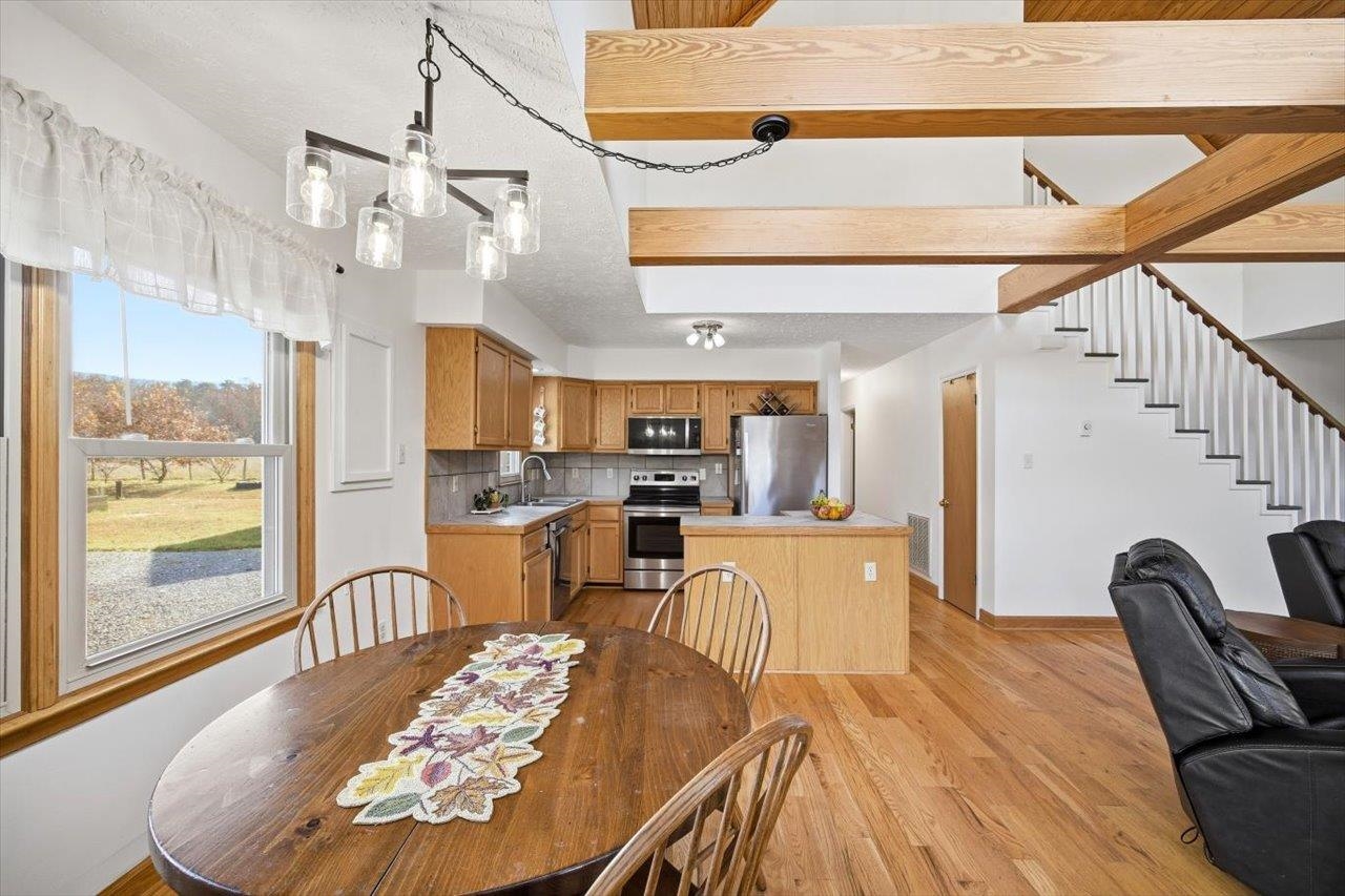 69 ALLENTOWN LN, STUARTS DRAFT, Virginia 24477, 3 Bedrooms Bedrooms, ,2 BathroomsBathrooms,Residential,69 ALLENTOWN LN,670887 MLS # 670887 69 ALLENTOWN LN, STUARTS DRAFT, Virginia 24477, 3 Bedrooms Bedrooms, ,2 BathroomsBathrooms,Residential,69 ALLENTOWN LN,670887 MLS # 670887