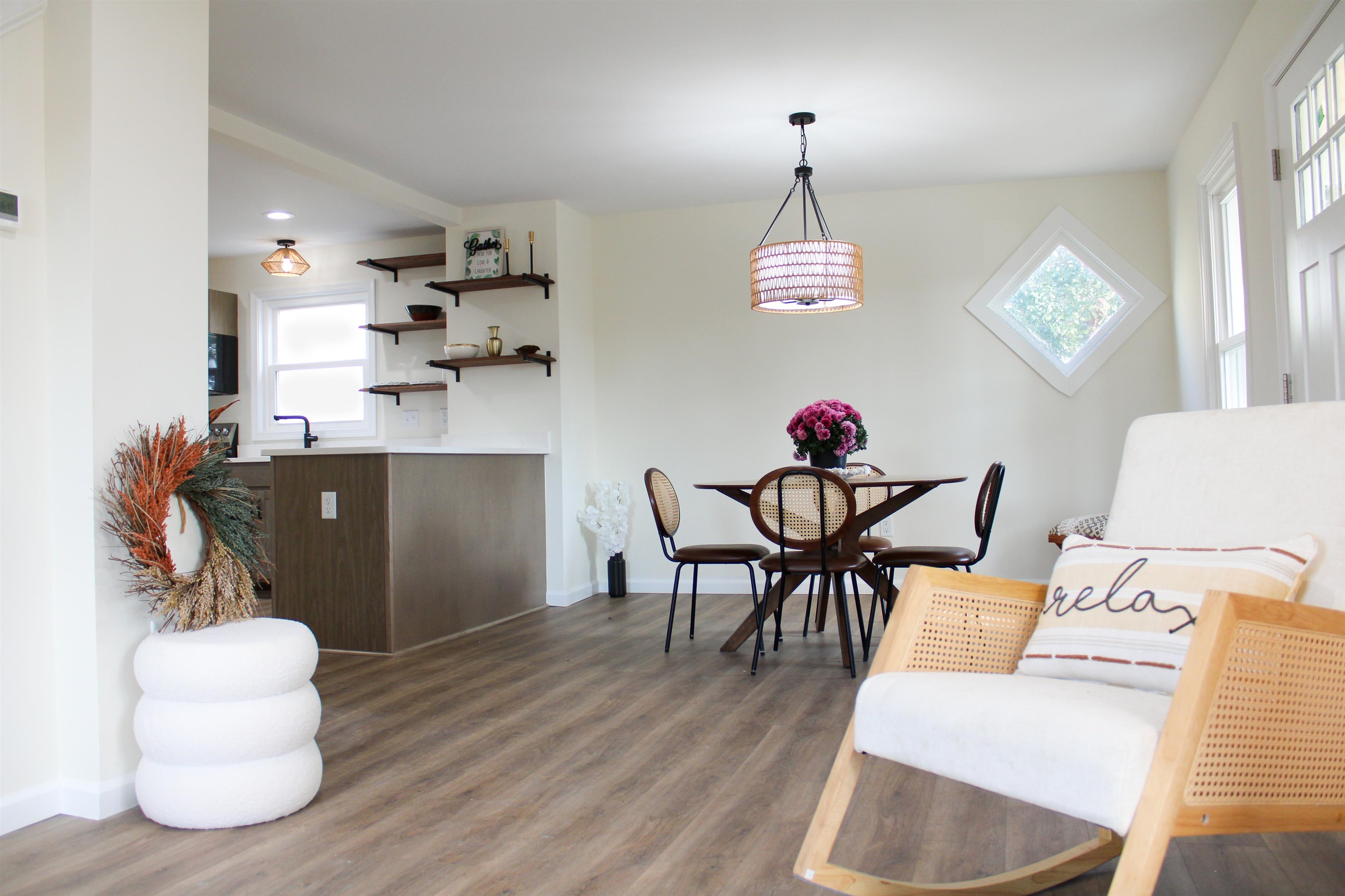 802 BURWELL AVE, STAUNTON, Virginia 24401, 2 Bedrooms Bedrooms, ,2 BathroomsBathrooms,Residential,802 BURWELL AVE,670890 MLS # 670890