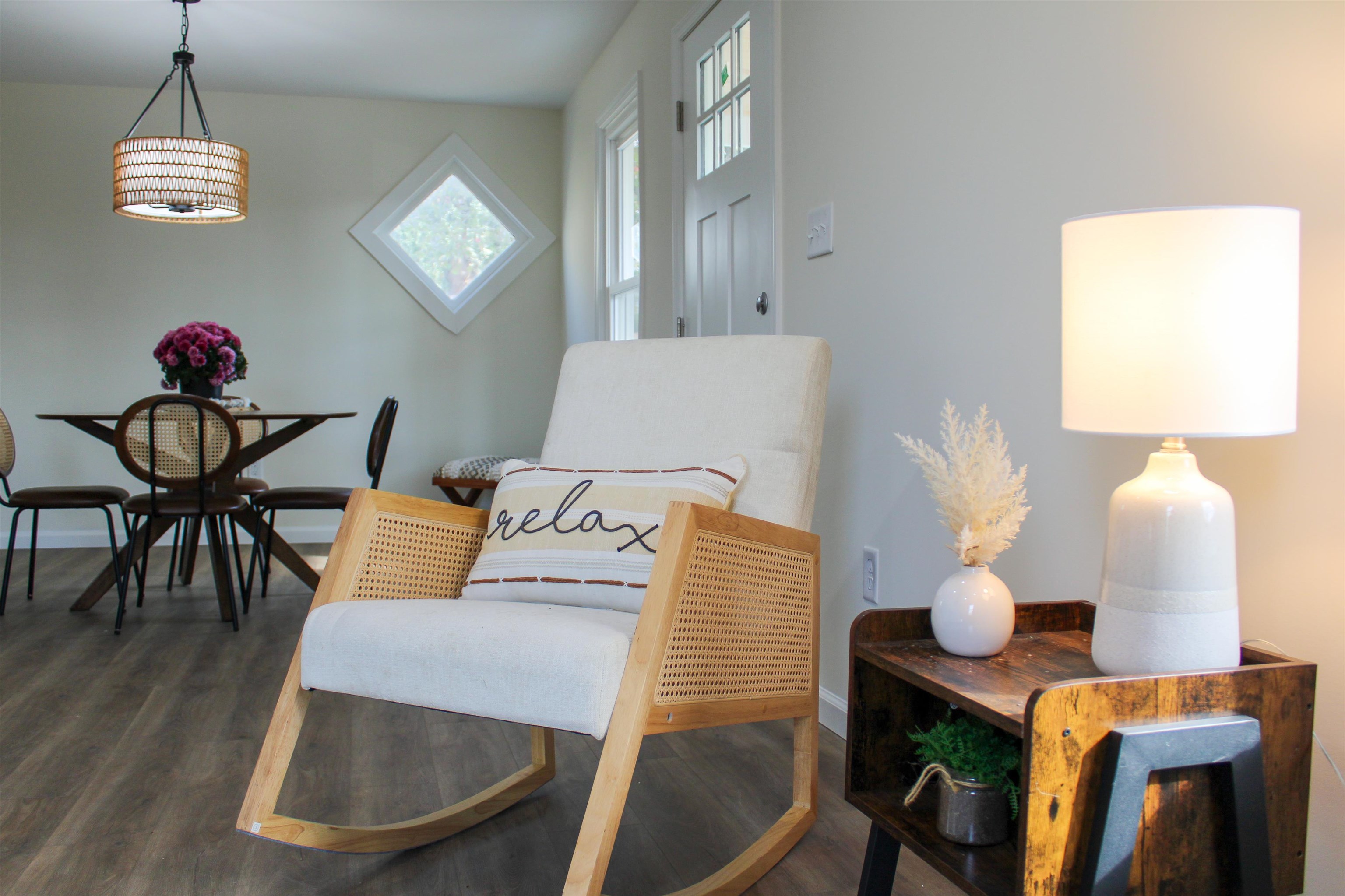 802 BURWELL AVE, STAUNTON, Virginia 24401, 2 Bedrooms Bedrooms, ,2 BathroomsBathrooms,Residential,802 BURWELL AVE,670890 MLS # 670890