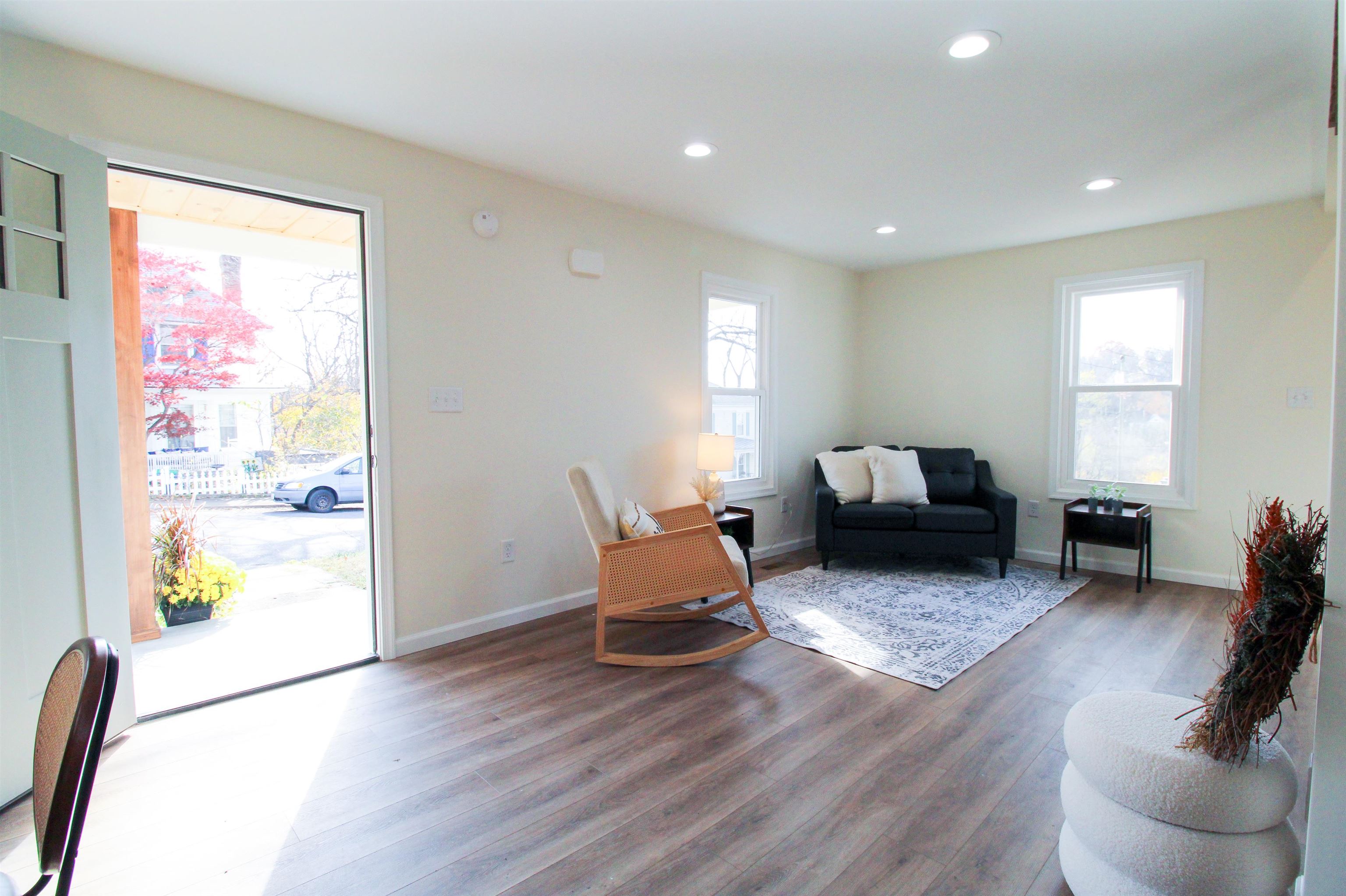 802 BURWELL AVE, STAUNTON, Virginia 24401, 2 Bedrooms Bedrooms, ,2 BathroomsBathrooms,Residential,802 BURWELL AVE,670890 MLS # 670890