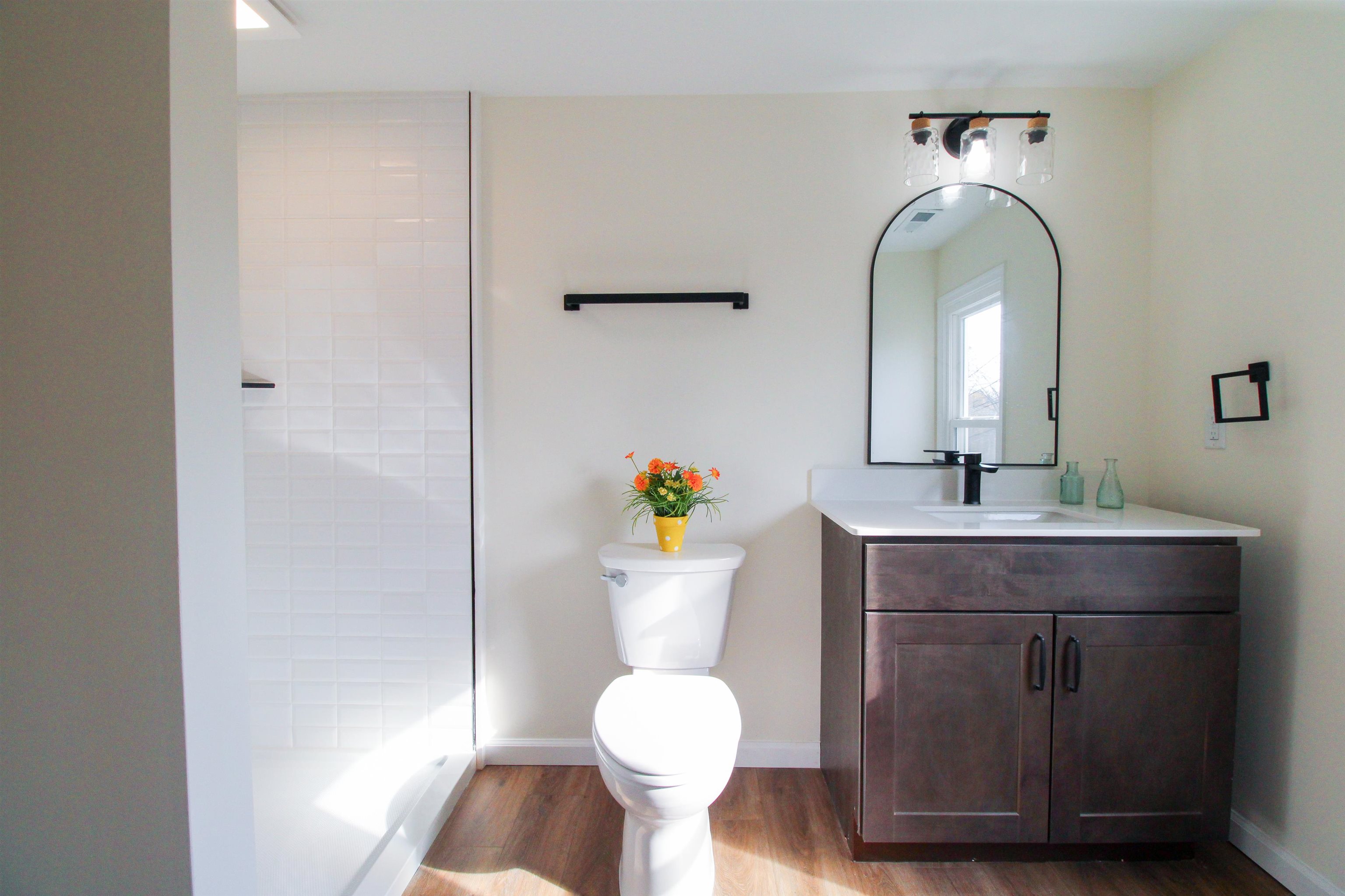 802 BURWELL AVE, STAUNTON, Virginia 24401, 2 Bedrooms Bedrooms, ,2 BathroomsBathrooms,Residential,802 BURWELL AVE,670890 MLS # 670890