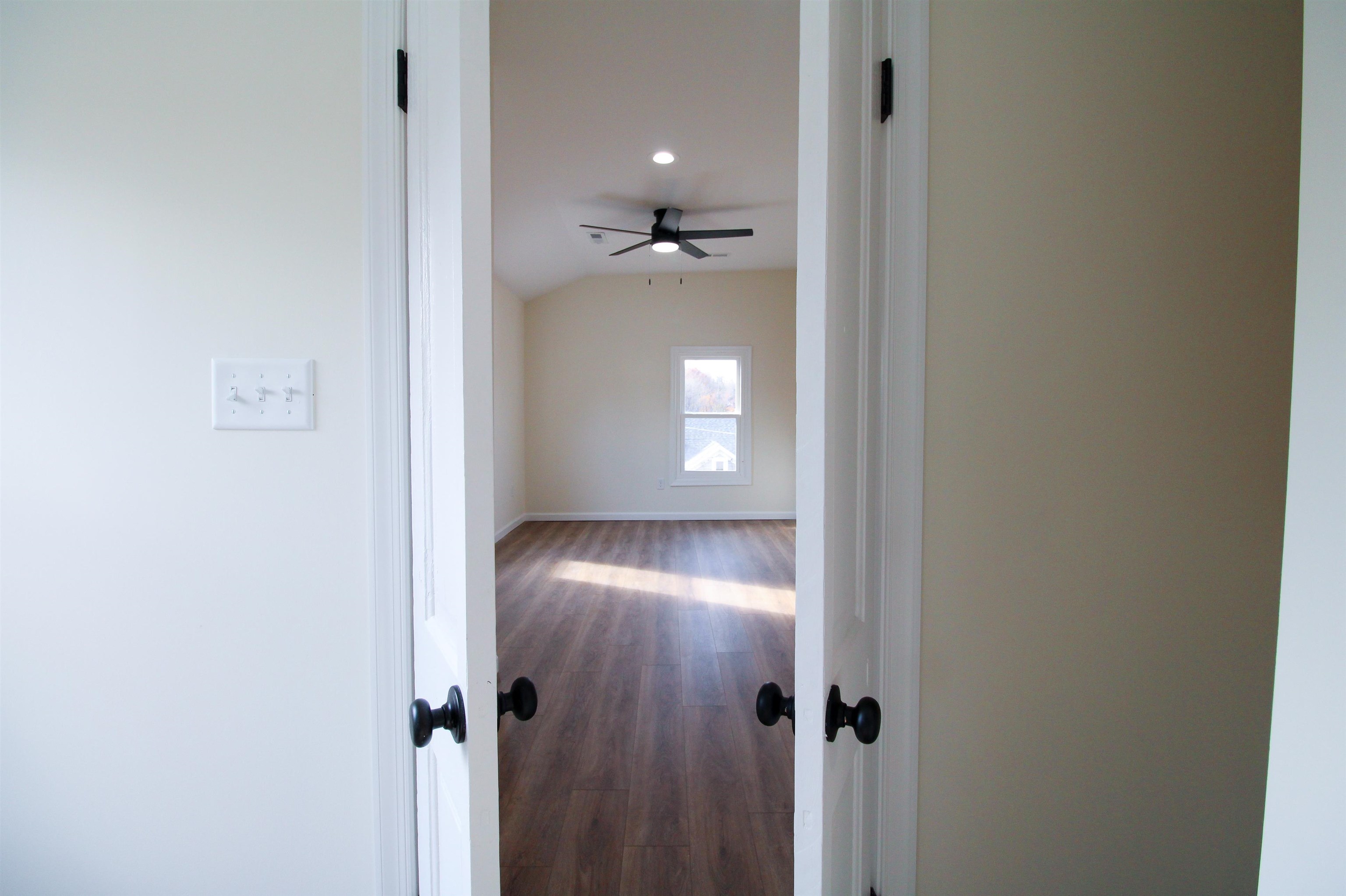 802 BURWELL AVE, STAUNTON, Virginia 24401, 2 Bedrooms Bedrooms, ,2 BathroomsBathrooms,Residential,802 BURWELL AVE,670890 MLS # 670890