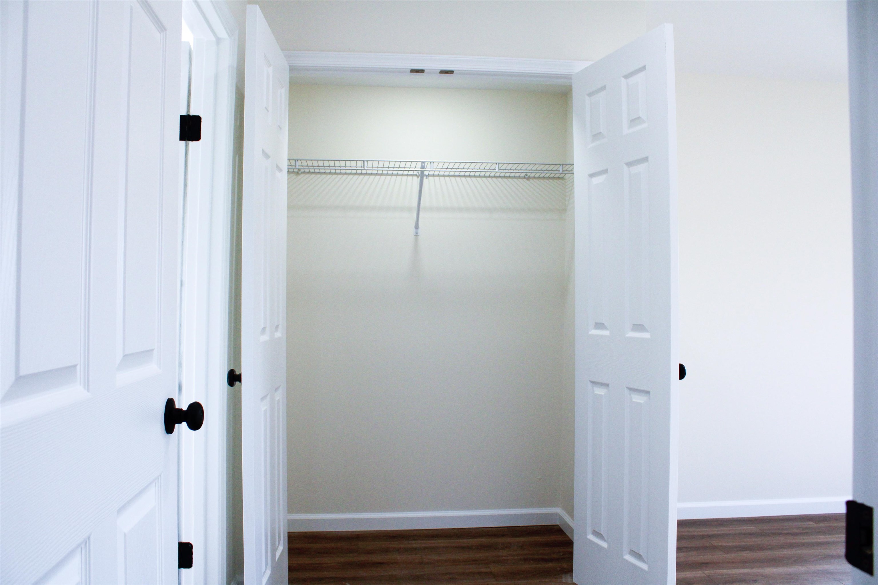 802 BURWELL AVE, STAUNTON, Virginia 24401, 2 Bedrooms Bedrooms, ,2 BathroomsBathrooms,Residential,802 BURWELL AVE,670890 MLS # 670890