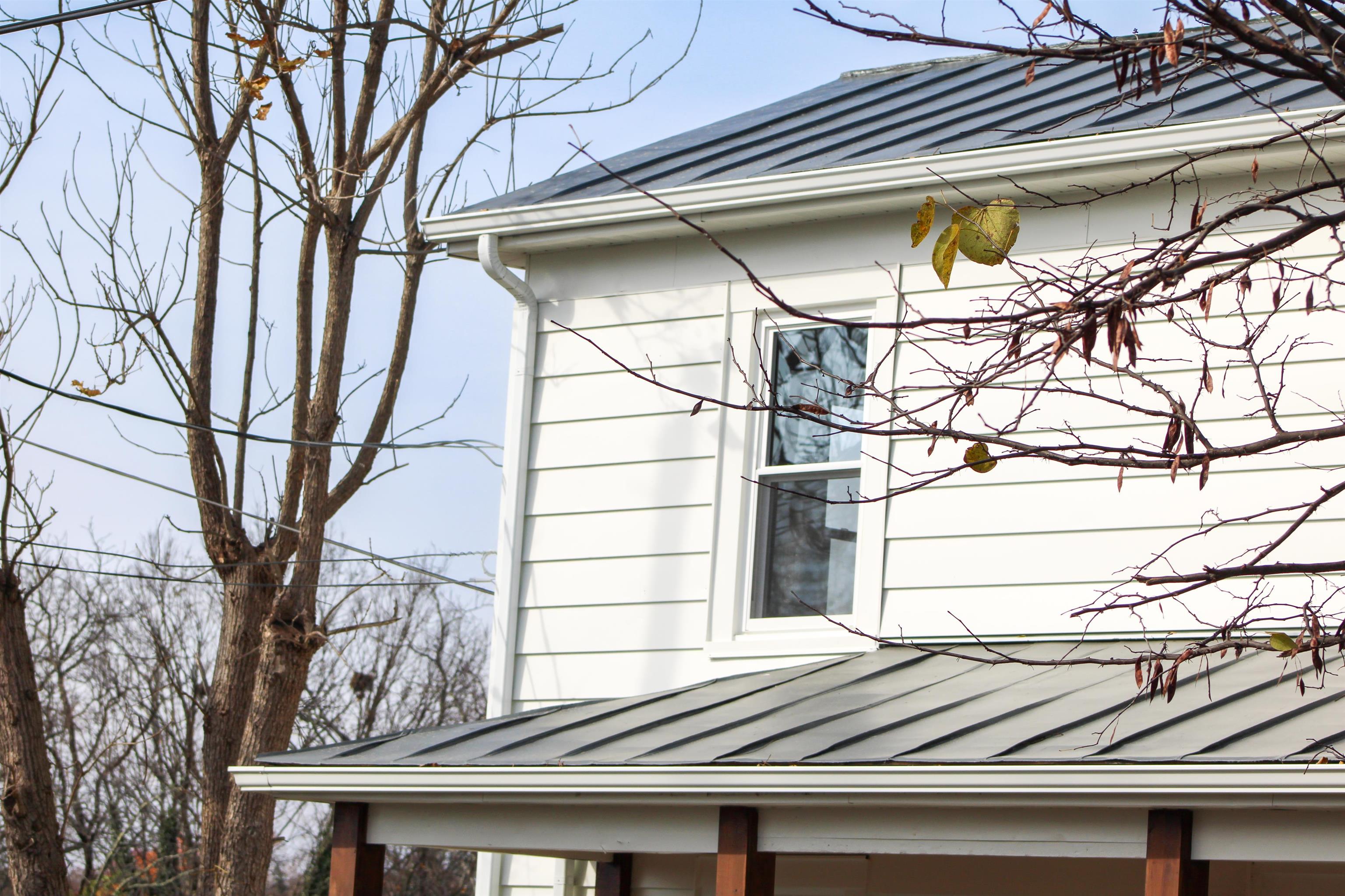 802 BURWELL AVE, STAUNTON, Virginia 24401, 2 Bedrooms Bedrooms, ,2 BathroomsBathrooms,Residential,802 BURWELL AVE,670890 MLS # 670890