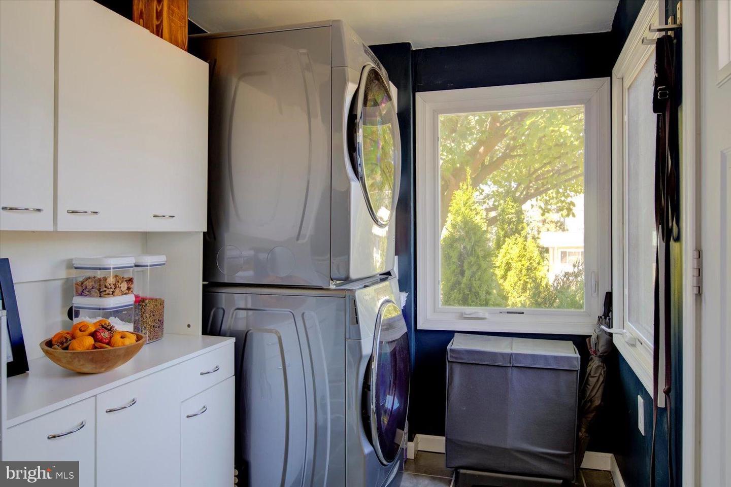 5208 10TH PL S, ARLINGTON, Virginia 22204, 2 Bedrooms Bedrooms, ,1 BathroomBathrooms,Residential,For sale,5208 10TH PL S,VAAR2063584 MLS # VAAR2063584 5208 10TH PL S, ARLINGTON, Virginia 22204, 2 Bedrooms Bedrooms, ,1 BathroomBathrooms,Residential,For sale,5208 10TH PL S,VAAR2063584 MLS # VAAR2063584