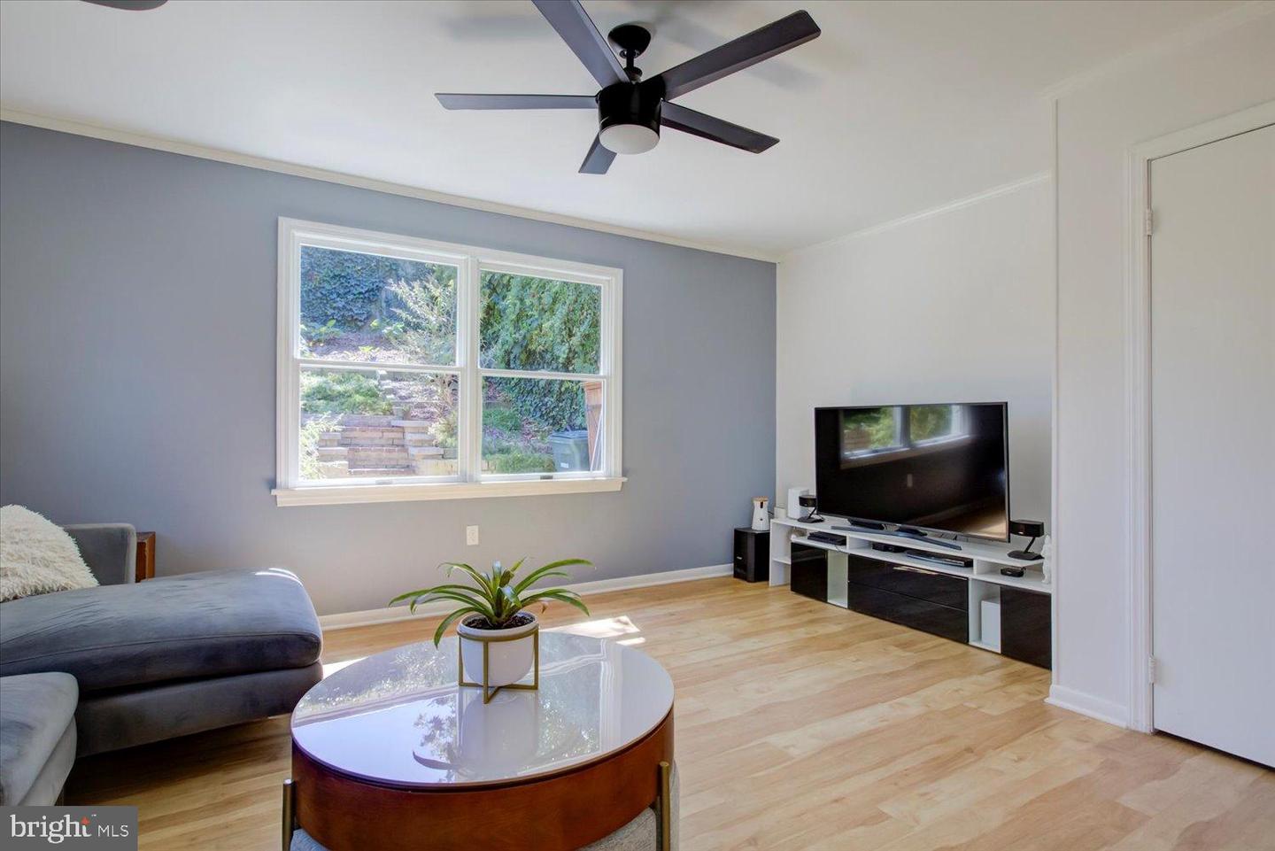 5208 10TH PL S, ARLINGTON, Virginia 22204, 2 Bedrooms Bedrooms, ,1 BathroomBathrooms,Residential,For sale,5208 10TH PL S,VAAR2063584 MLS # VAAR2063584 5208 10TH PL S, ARLINGTON, Virginia 22204, 2 Bedrooms Bedrooms, ,1 BathroomBathrooms,Residential,For sale,5208 10TH PL S,VAAR2063584 MLS # VAAR2063584