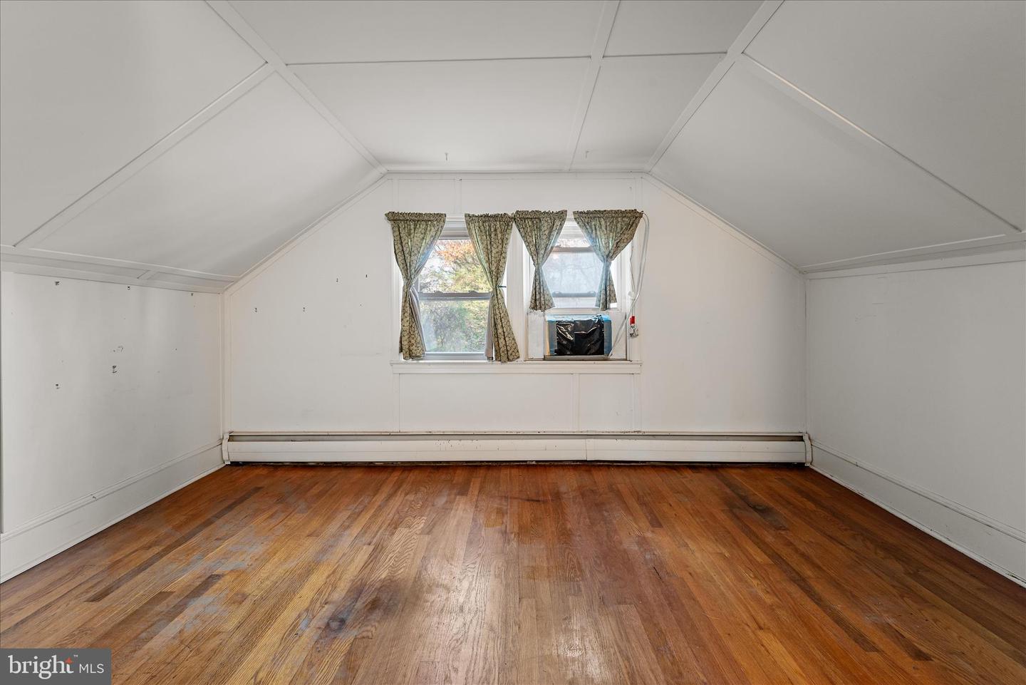 1621 LOCKES MILL ROAD RD, BERRYVILLE, Virginia 22611, 4 Bedrooms Bedrooms, ,2 BathroomsBathrooms,Residential,For sale,1621 LOCKES MILL ROAD RD,VACL2006186 MLS # VACL2006186