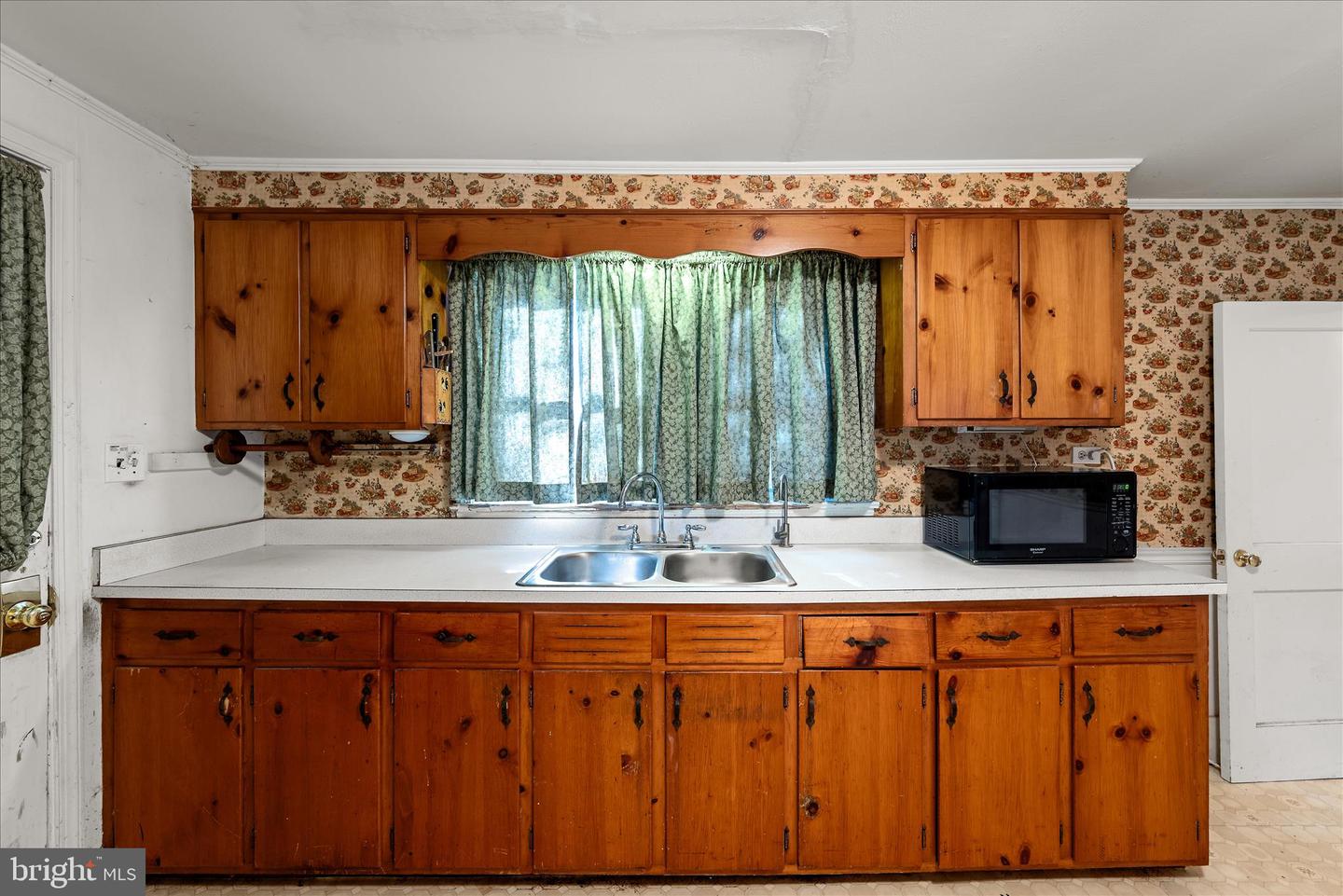 1621 LOCKES MILL ROAD RD, BERRYVILLE, Virginia 22611, 4 Bedrooms Bedrooms, ,2 BathroomsBathrooms,Residential,For sale,1621 LOCKES MILL ROAD RD,VACL2006186 MLS # VACL2006186