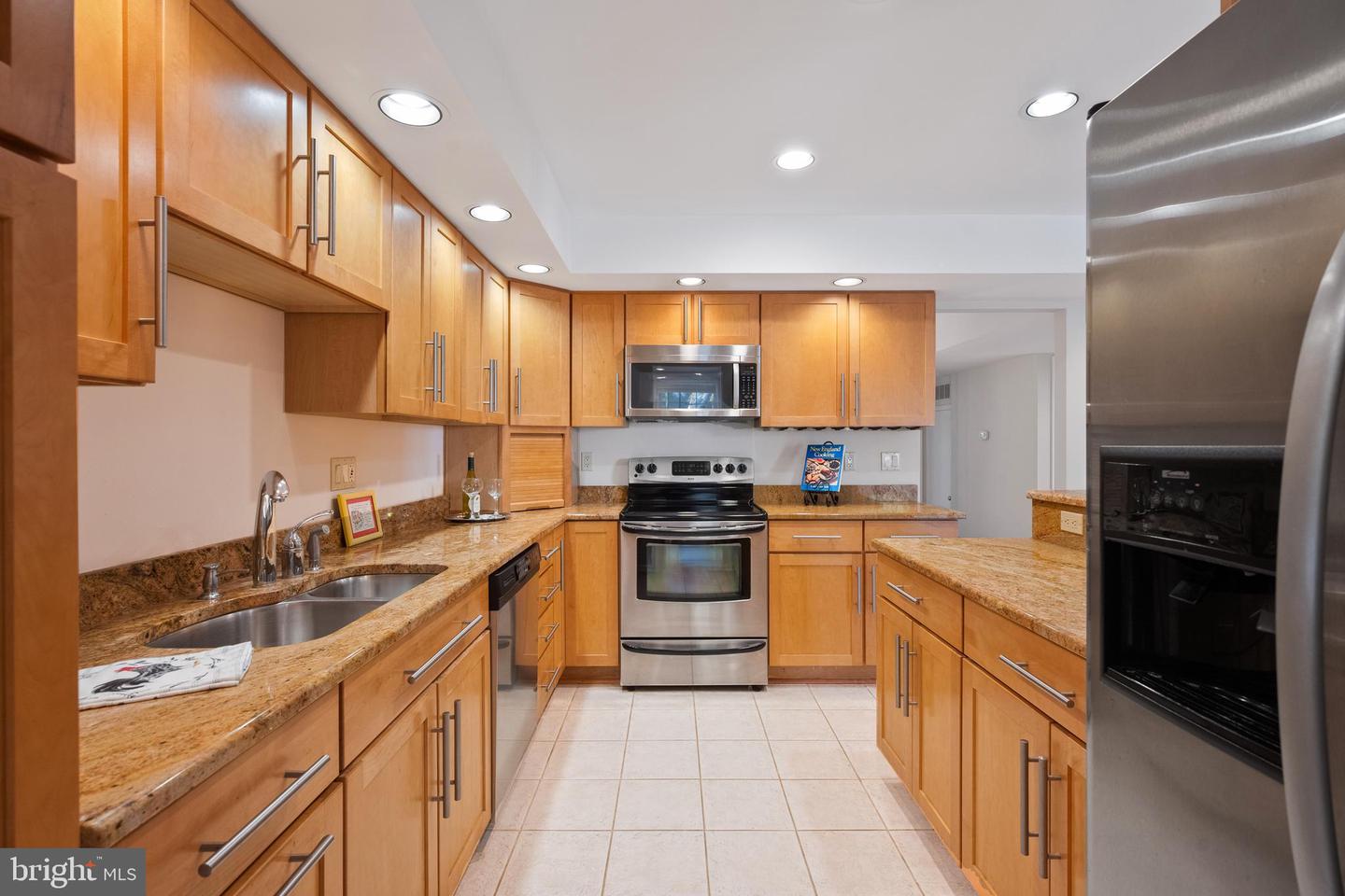 VIENNA, Virginia 22180, 4 Bedrooms Bedrooms, ,2 BathroomsBathrooms,Residential,For sale,VAFX2276786 MLS # VAFX2276786