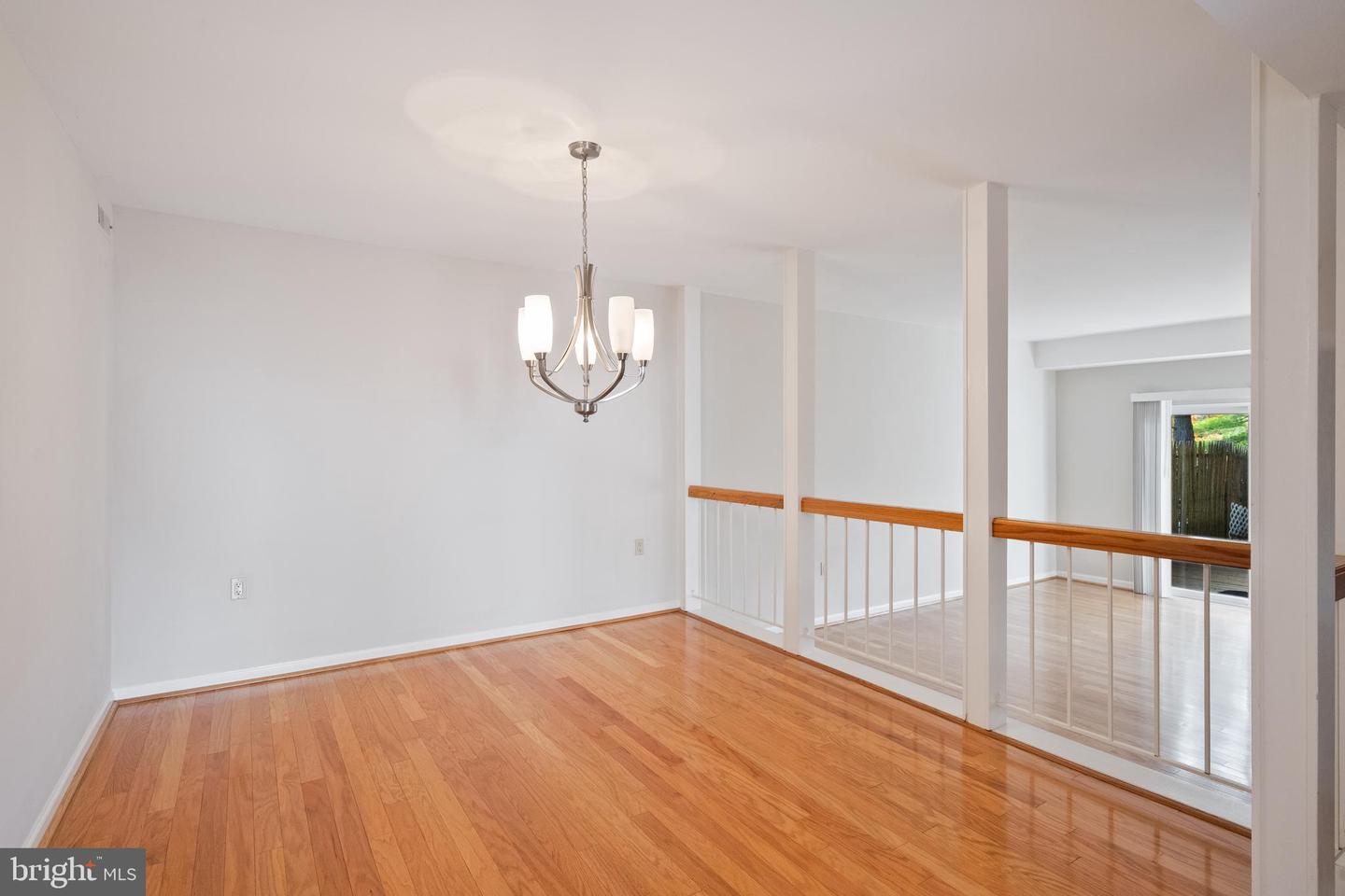 VIENNA, Virginia 22180, 4 Bedrooms Bedrooms, ,2 BathroomsBathrooms,Residential,For sale,VAFX2276786 MLS # VAFX2276786