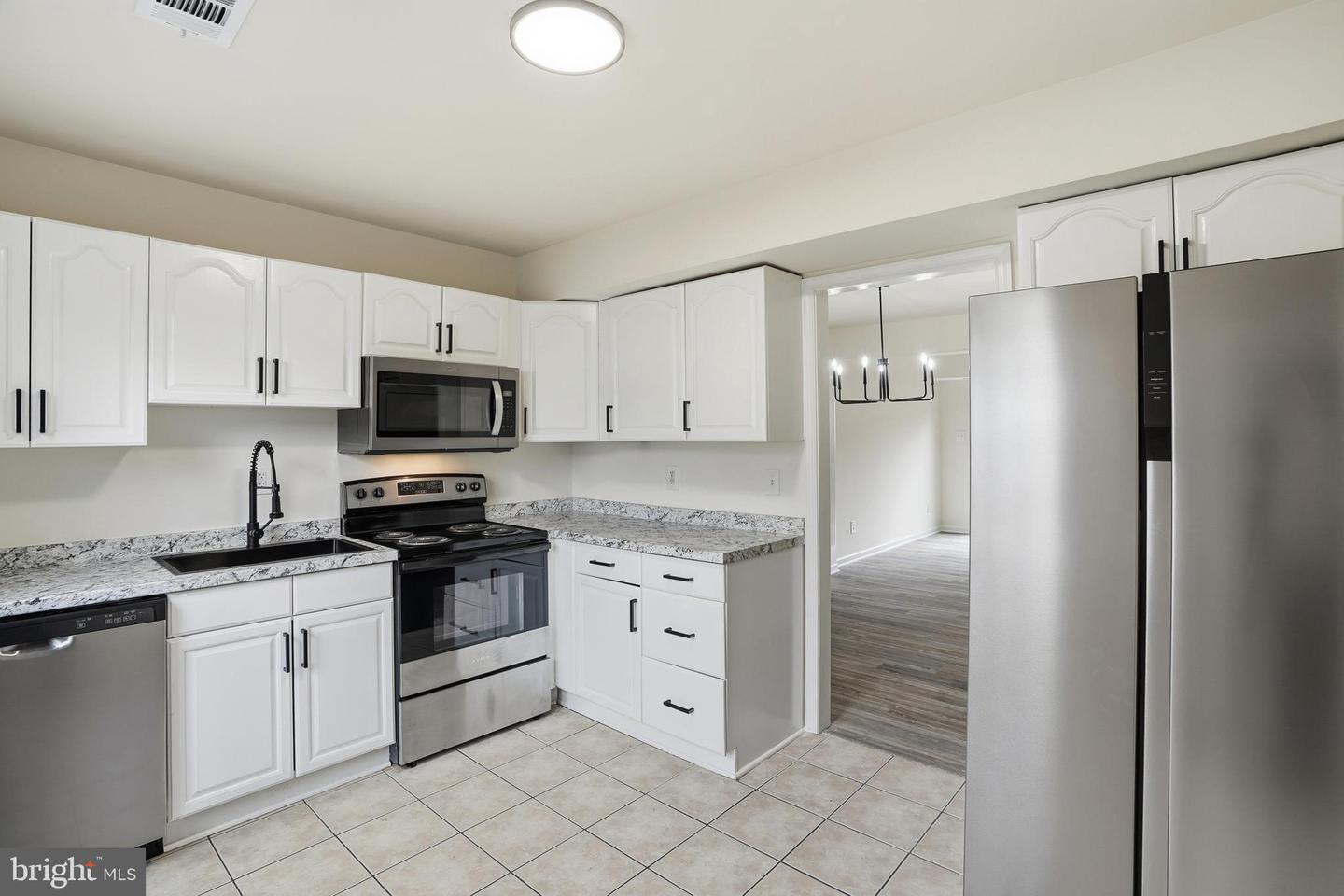 14753 TAMARACK PL, WOODBRIDGE, Virginia 22191, 2 Bedrooms Bedrooms, ,2 BathroomsBathrooms,Residential,For sale,14753 TAMARACK PL,VAPW2107282 MLS # VAPW2107282