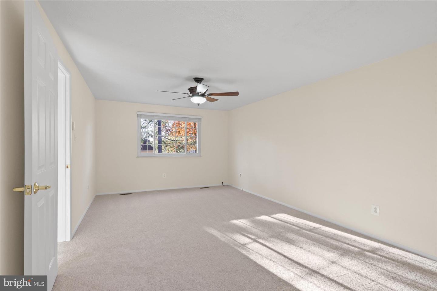 105 DEERWOOD CT, STERLING, Virginia 20164, 5 Bedrooms Bedrooms, ,3 BathroomsBathrooms,Residential,For sale,105 DEERWOOD CT,VALO2110524 MLS # VALO2110524