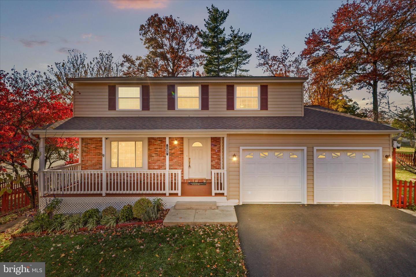 105 DEERWOOD CT, STERLING, Virginia 20164, 5 Bedrooms Bedrooms, ,3 BathroomsBathrooms,Residential,For sale,105 DEERWOOD CT,VALO2110524 MLS # VALO2110524