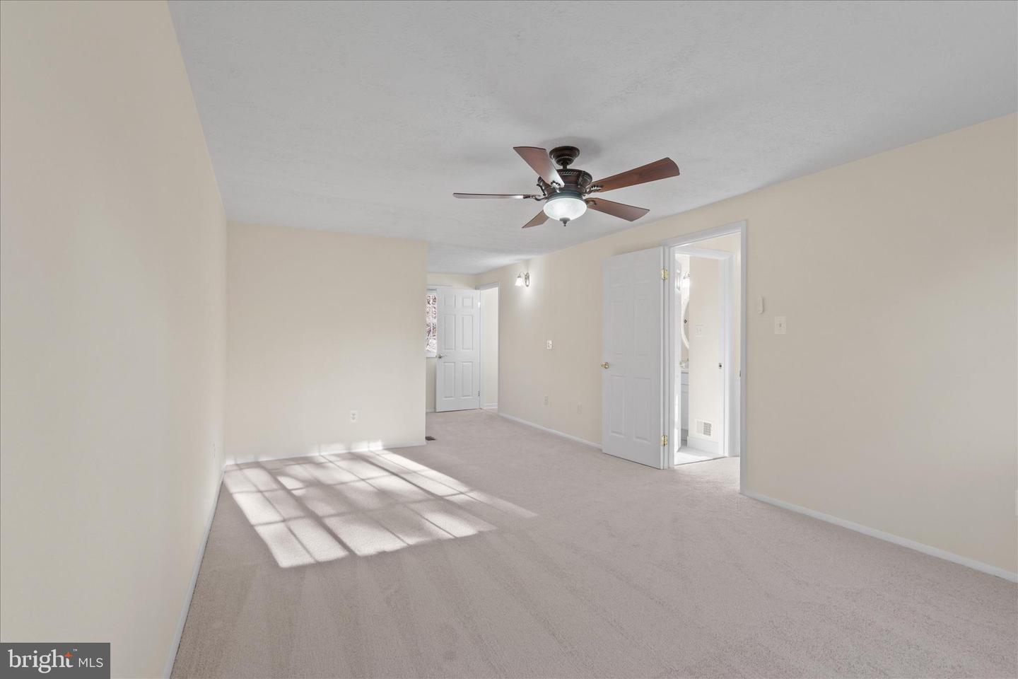 105 DEERWOOD CT, STERLING, Virginia 20164, 5 Bedrooms Bedrooms, ,3 BathroomsBathrooms,Residential,For sale,105 DEERWOOD CT,VALO2110524 MLS # VALO2110524