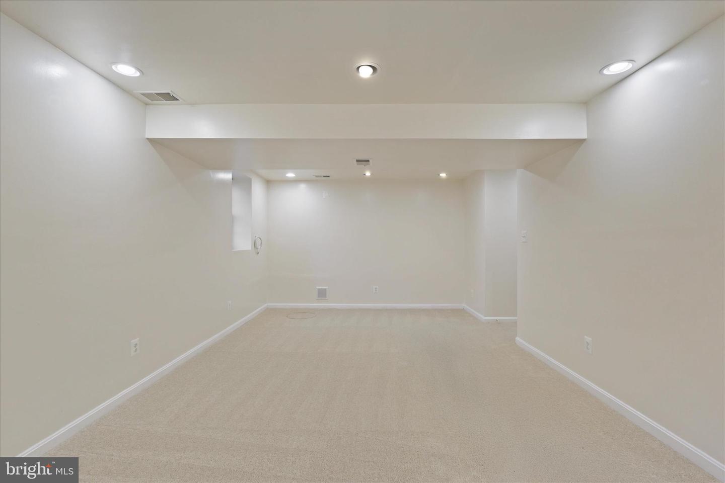 105 DEERWOOD CT, STERLING, Virginia 20164, 5 Bedrooms Bedrooms, ,3 BathroomsBathrooms,Residential,For sale,105 DEERWOOD CT,VALO2110524 MLS # VALO2110524