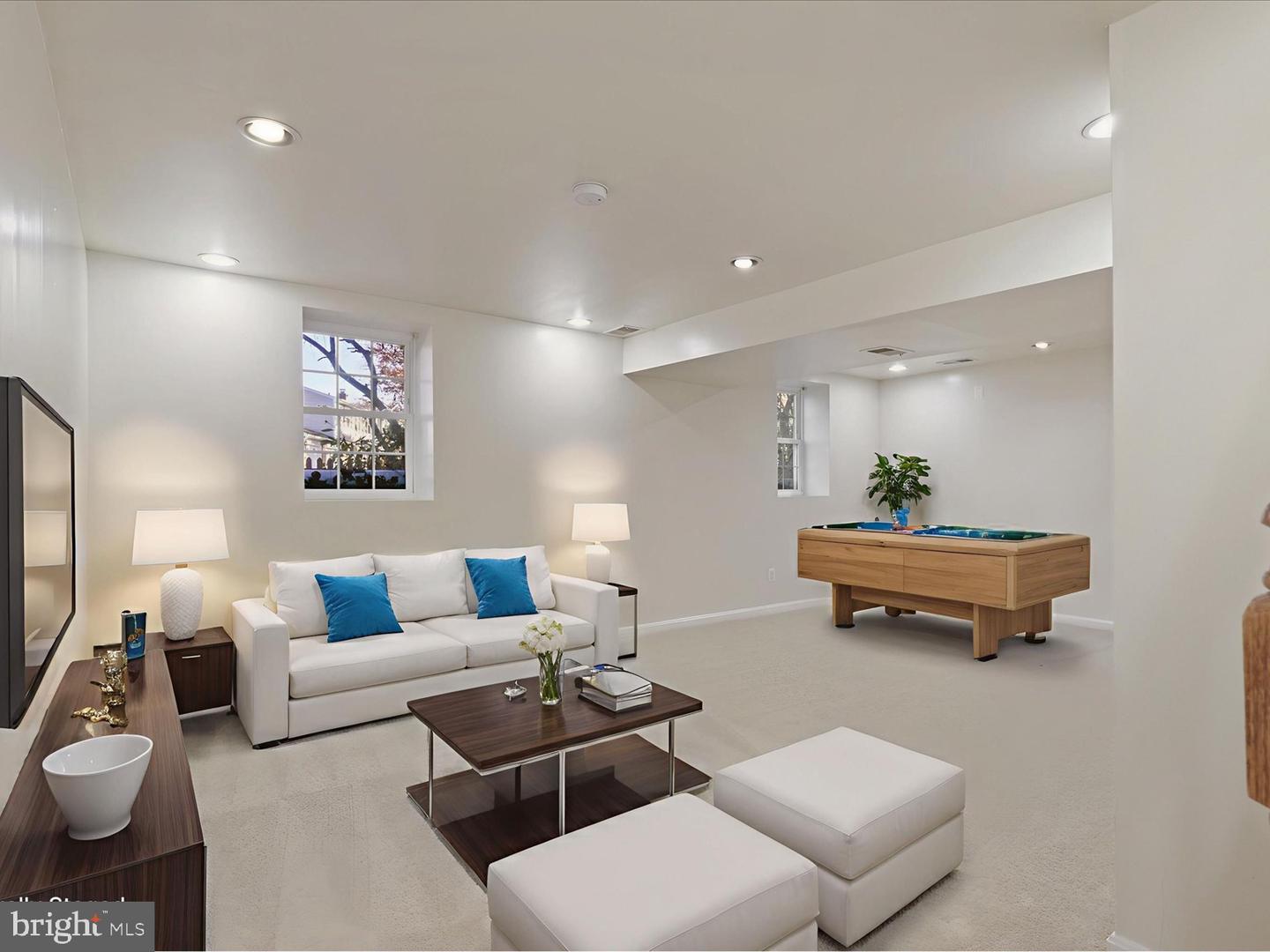 105 DEERWOOD CT, STERLING, Virginia 20164, 5 Bedrooms Bedrooms, ,3 BathroomsBathrooms,Residential,For sale,105 DEERWOOD CT,VALO2110524 MLS # VALO2110524