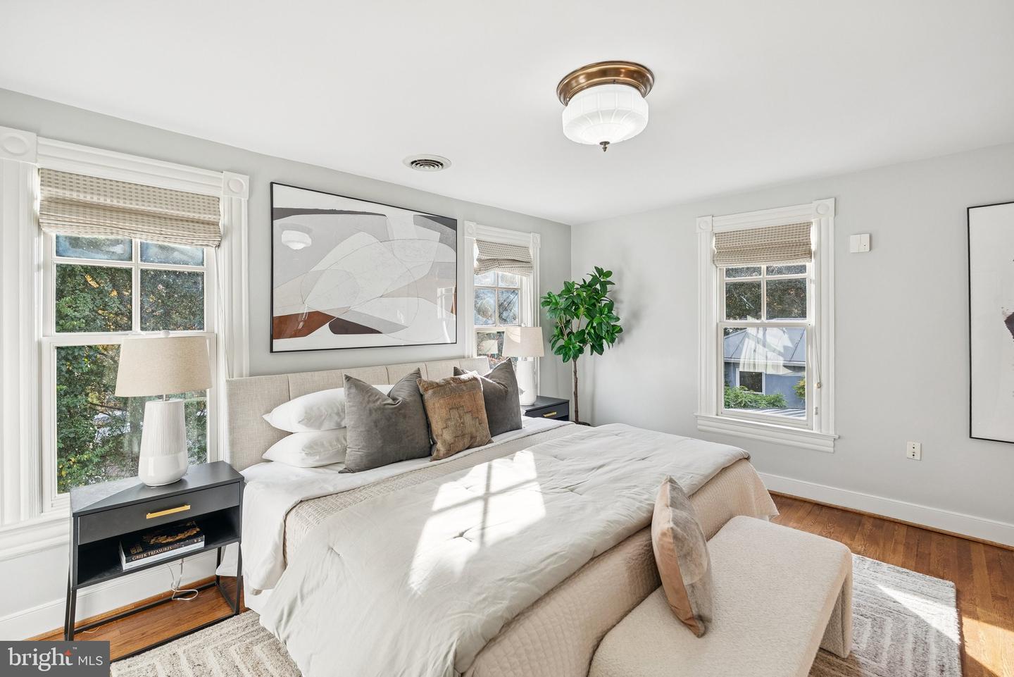 3200 44TH ST NW, WASHINGTON, District Of Columbia 20016, 5 Bedrooms Bedrooms, ,3 BathroomsBathrooms,Residential,For sale,3200 44TH ST NW,DCDC2230464 MLS # DCDC2230464