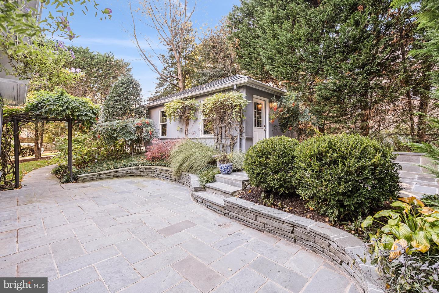 3200 44TH ST NW, WASHINGTON, District Of Columbia 20016, 5 Bedrooms Bedrooms, ,3 BathroomsBathrooms,Residential,For sale,3200 44TH ST NW,DCDC2230464 MLS # DCDC2230464