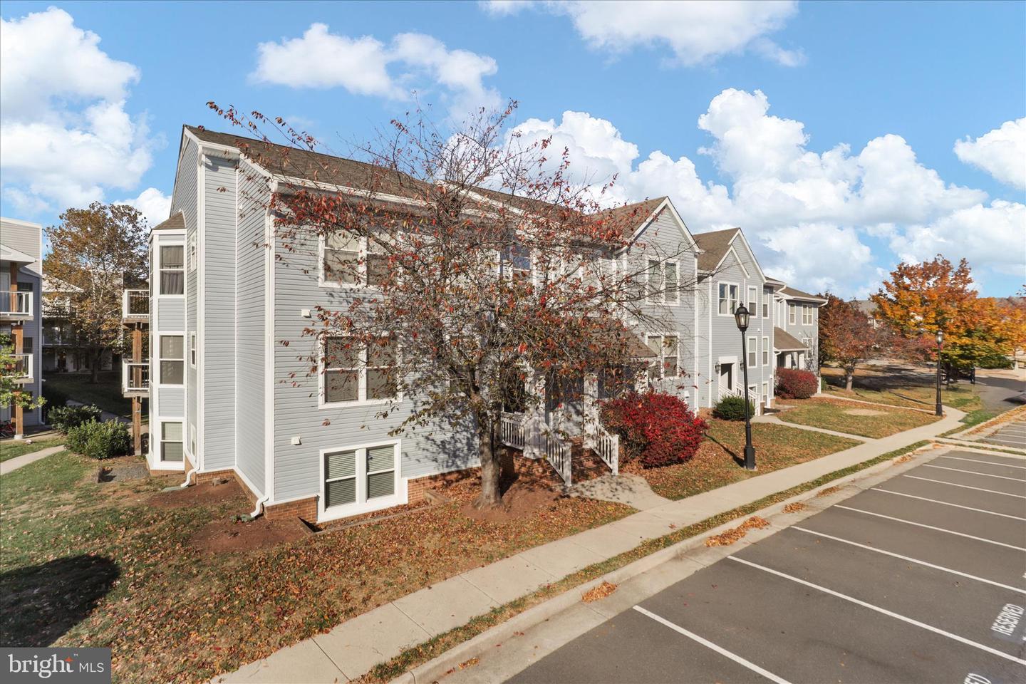 20605 CORNSTALK TER #302, ASHBURN, Virginia 20147, 2 Bedrooms Bedrooms, ,2 BathroomsBathrooms,Residential,For sale,20605 CORNSTALK TER #302,VALO2110572 MLS # VALO2110572