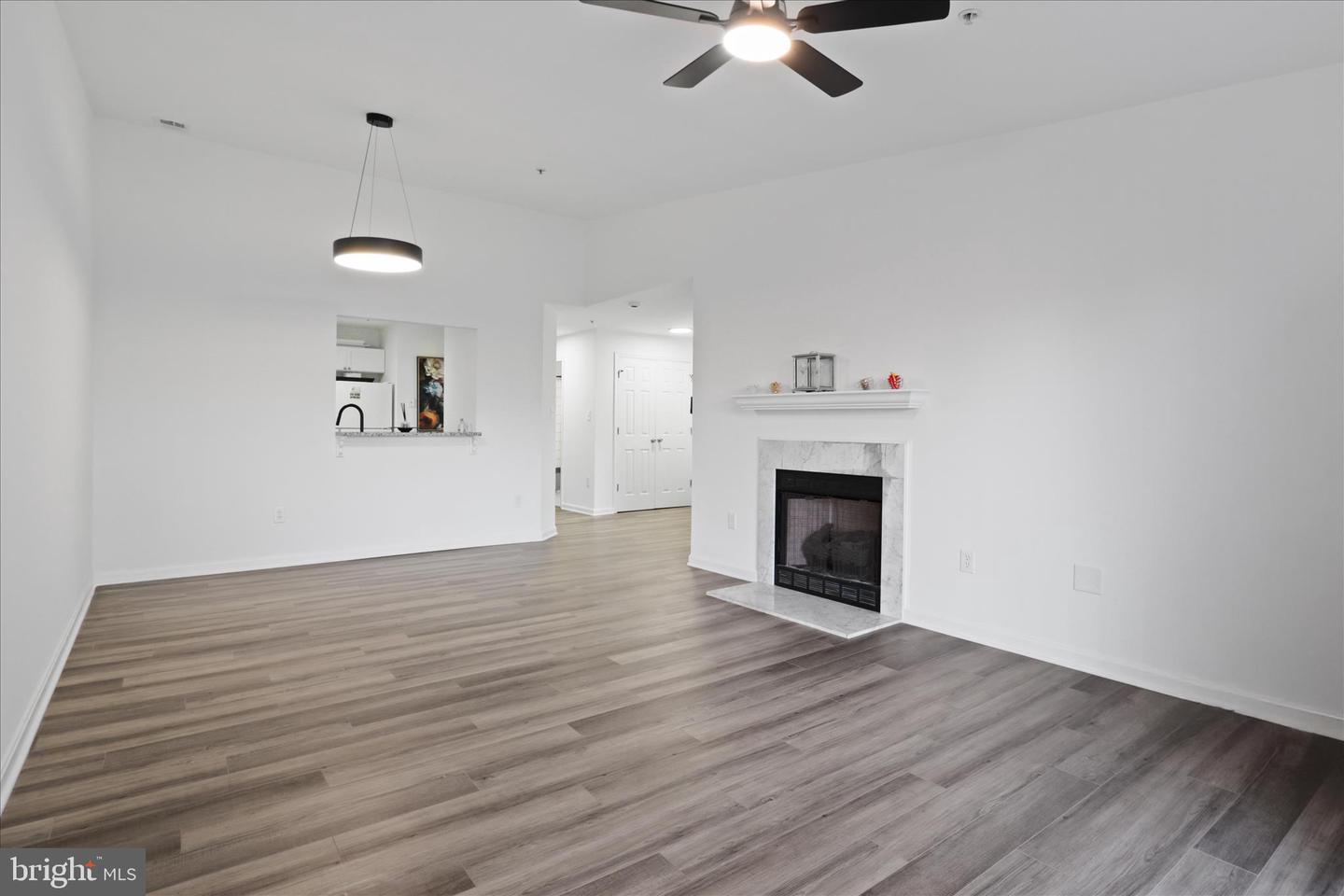 20605 CORNSTALK TER #302, ASHBURN, Virginia 20147, 2 Bedrooms Bedrooms, ,2 BathroomsBathrooms,Residential,For sale,20605 CORNSTALK TER #302,VALO2110572 MLS # VALO2110572