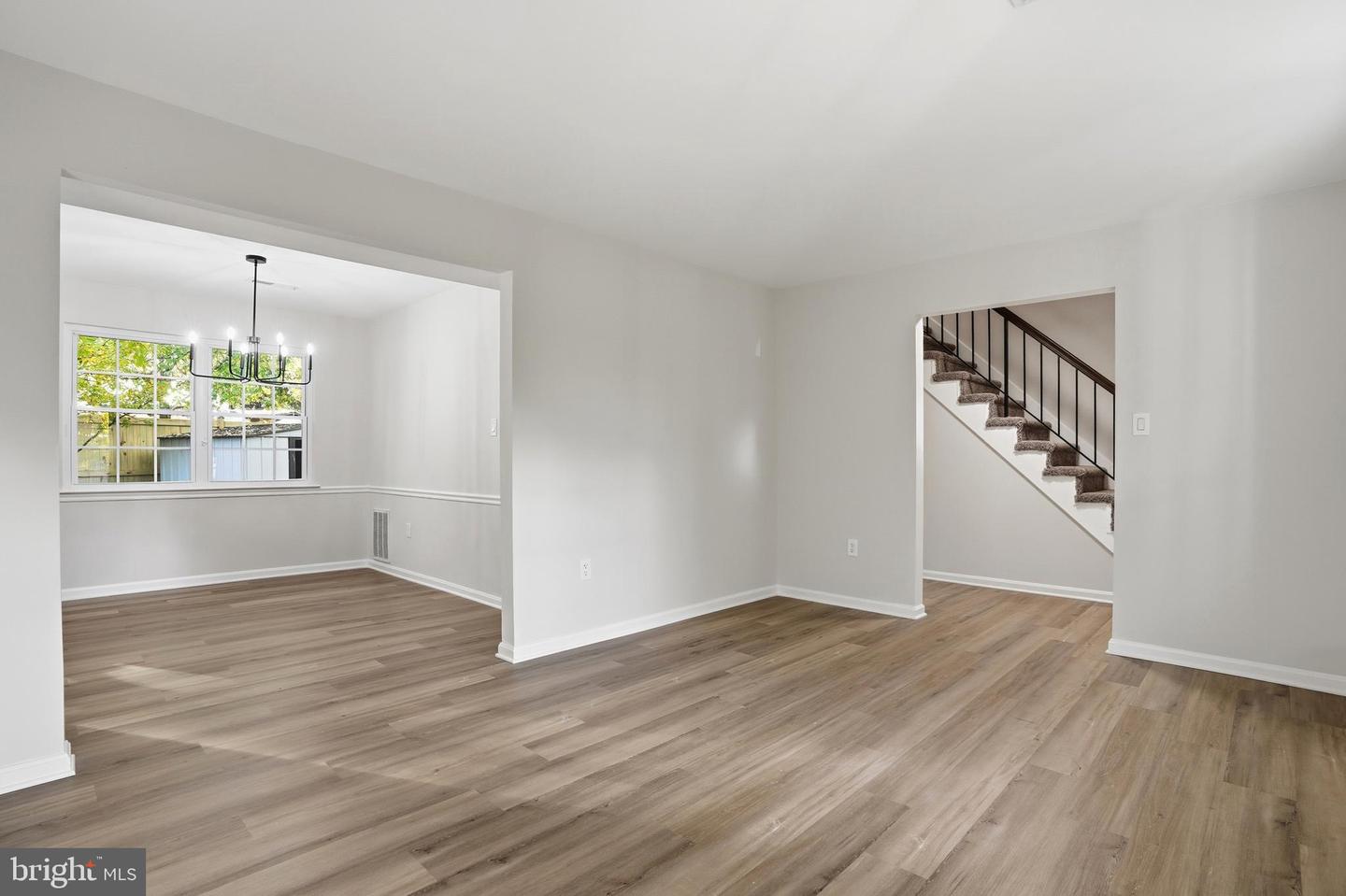 13357 PELICAN RD, WOODBRIDGE, Virginia 22193, 4 Bedrooms Bedrooms, ,2 BathroomsBathrooms,Residential,For sale,13357 PELICAN RD,VAPW2107328 MLS # VAPW2107328