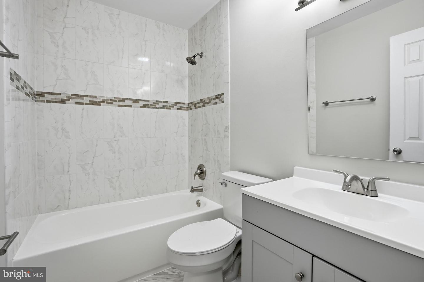 13357 PELICAN RD, WOODBRIDGE, Virginia 22193, 4 Bedrooms Bedrooms, ,2 BathroomsBathrooms,Residential,For sale,13357 PELICAN RD,VAPW2107328 MLS # VAPW2107328