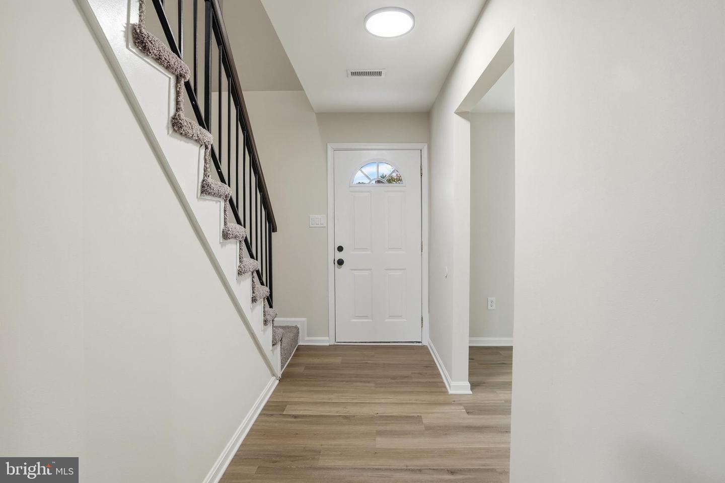 13357 PELICAN RD, WOODBRIDGE, Virginia 22193, 4 Bedrooms Bedrooms, ,2 BathroomsBathrooms,Residential,For sale,13357 PELICAN RD,VAPW2107328 MLS # VAPW2107328