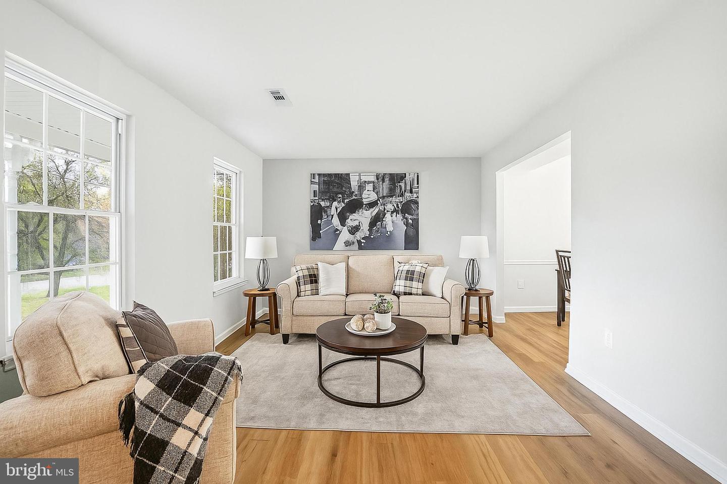 13357 PELICAN RD, WOODBRIDGE, Virginia 22193, 4 Bedrooms Bedrooms, ,2 BathroomsBathrooms,Residential,For sale,13357 PELICAN RD,VAPW2107328 MLS # VAPW2107328