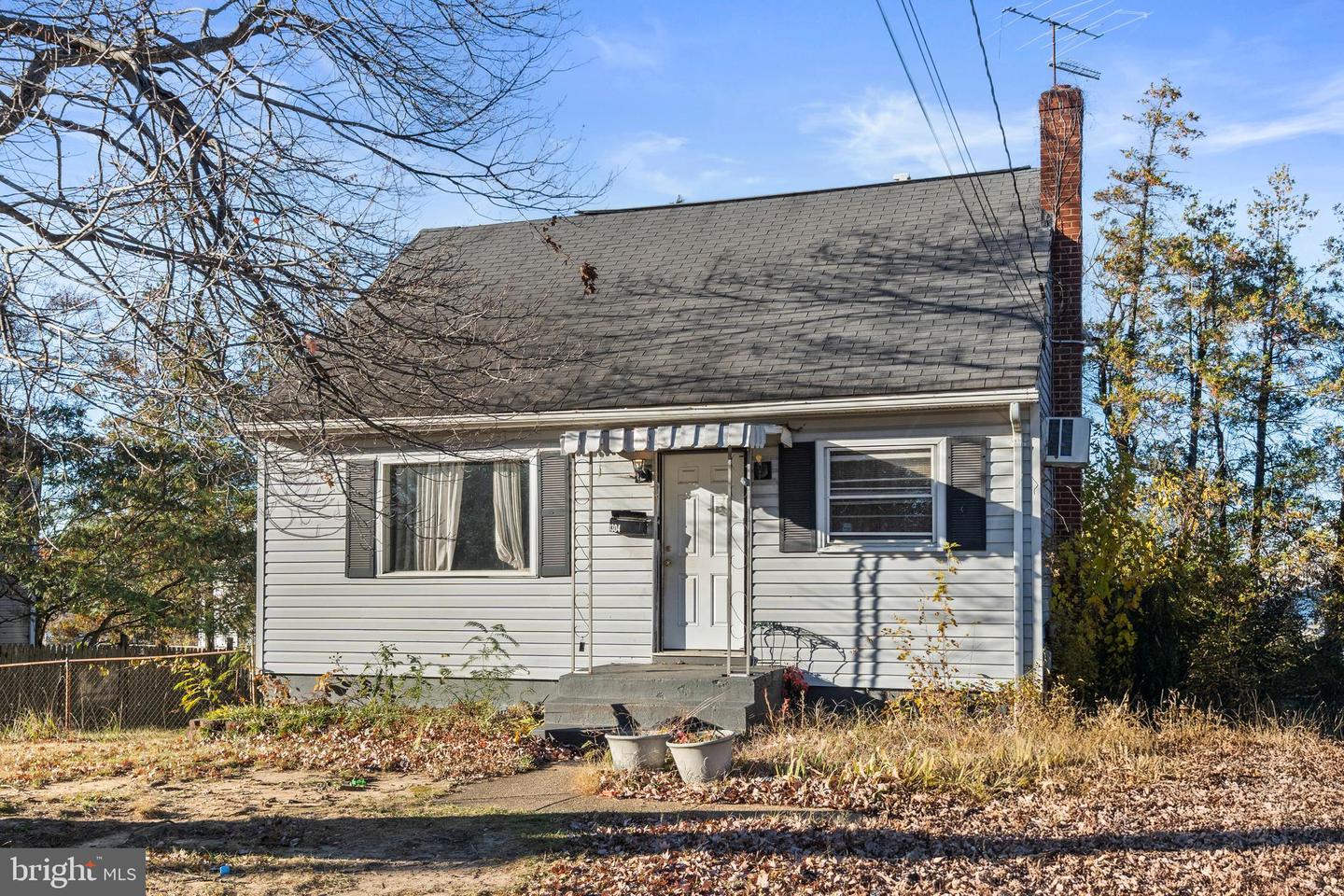 1304 COBB CT, WOODBRIDGE, Virginia 22191, 3 Bedrooms Bedrooms, ,1 BathroomBathrooms,Residential,For sale,1304 COBB CT,VAPW2107346 MLS # VAPW2107346