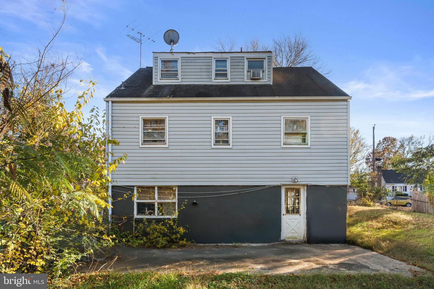 1304 COBB CT, WOODBRIDGE, Virginia 22191, 3 Bedrooms Bedrooms, ,1 BathroomBathrooms,Residential,For sale,1304 COBB CT,VAPW2107346 MLS # VAPW2107346