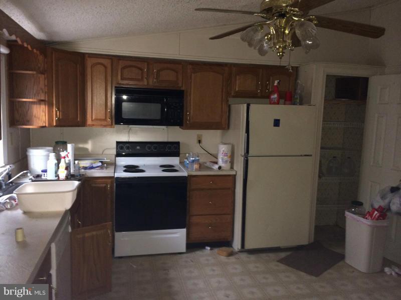 227 CARSONS COR, LOUISA, Virginia 23093, 2 Bedrooms Bedrooms, ,2 BathroomsBathrooms,Residential,For sale,227 CARSONS COR,VALA2008860 MLS # VALA2008860