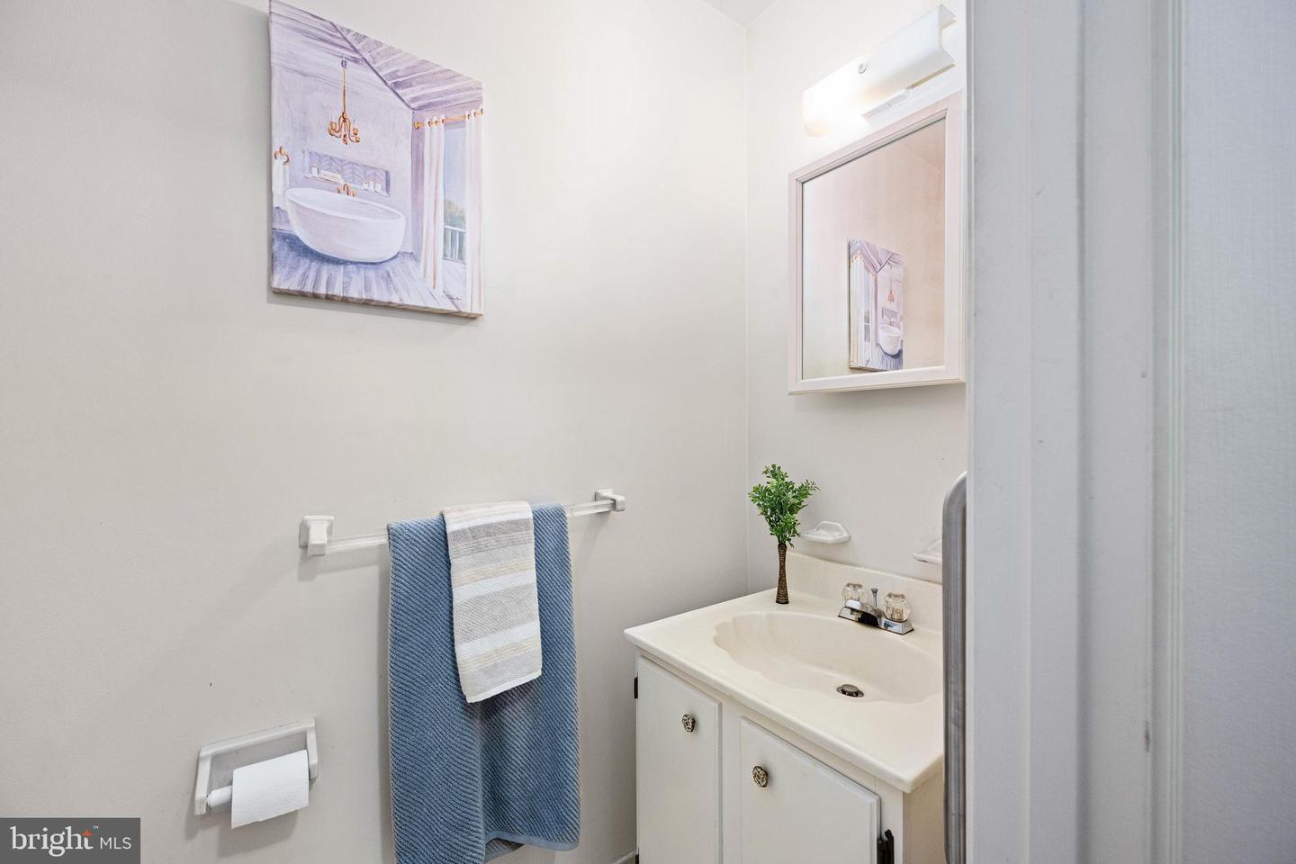 8922 PRINCETON PARK DR, MANASSAS, Virginia 20110, 4 Bedrooms Bedrooms, ,3 BathroomsBathrooms,Residential,For sale,8922 PRINCETON PARK DR,VAMN2009656 MLS # VAMN2009656