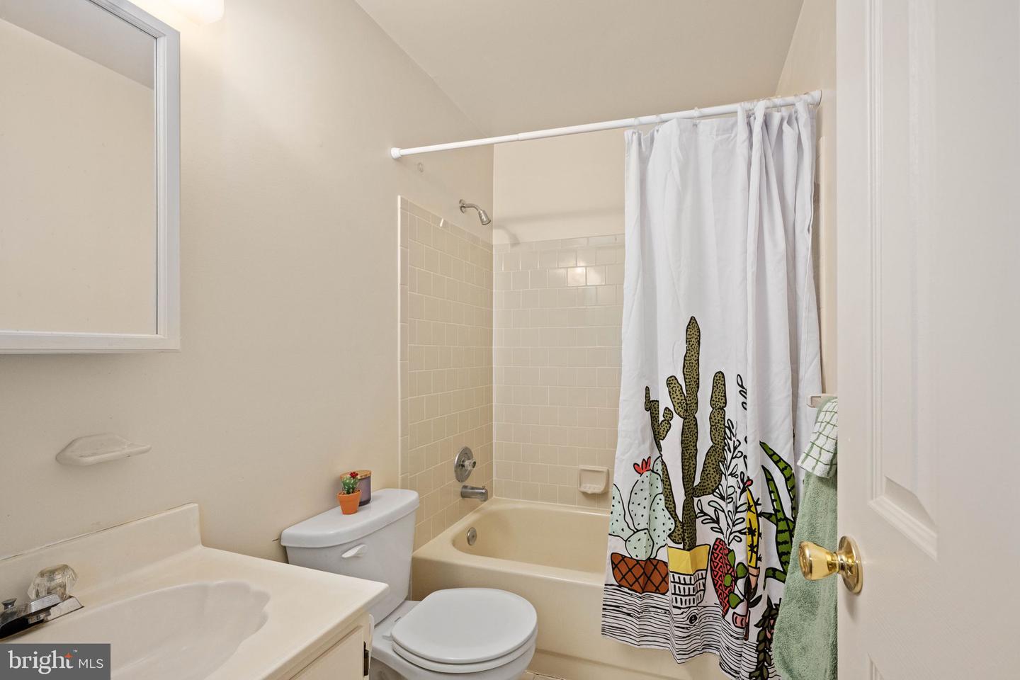 8922 PRINCETON PARK DR, MANASSAS, Virginia 20110, 4 Bedrooms Bedrooms, ,3 BathroomsBathrooms,Residential,For sale,8922 PRINCETON PARK DR,VAMN2009656 MLS # VAMN2009656