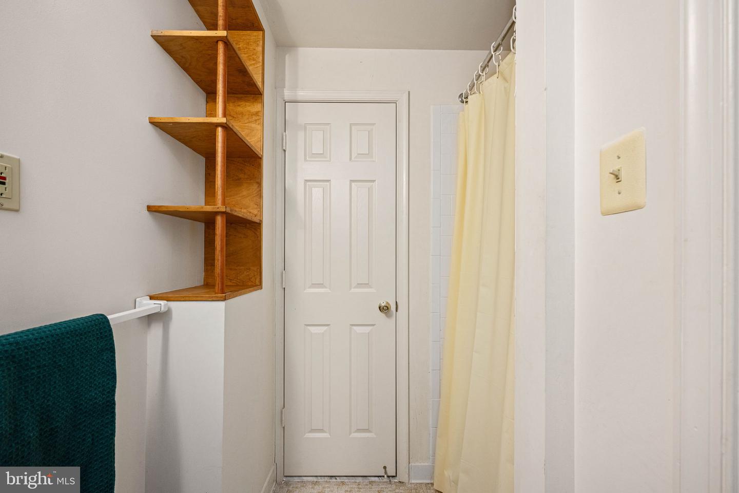 8922 PRINCETON PARK DR, MANASSAS, Virginia 20110, 4 Bedrooms Bedrooms, ,3 BathroomsBathrooms,Residential,For sale,8922 PRINCETON PARK DR,VAMN2009656 MLS # VAMN2009656