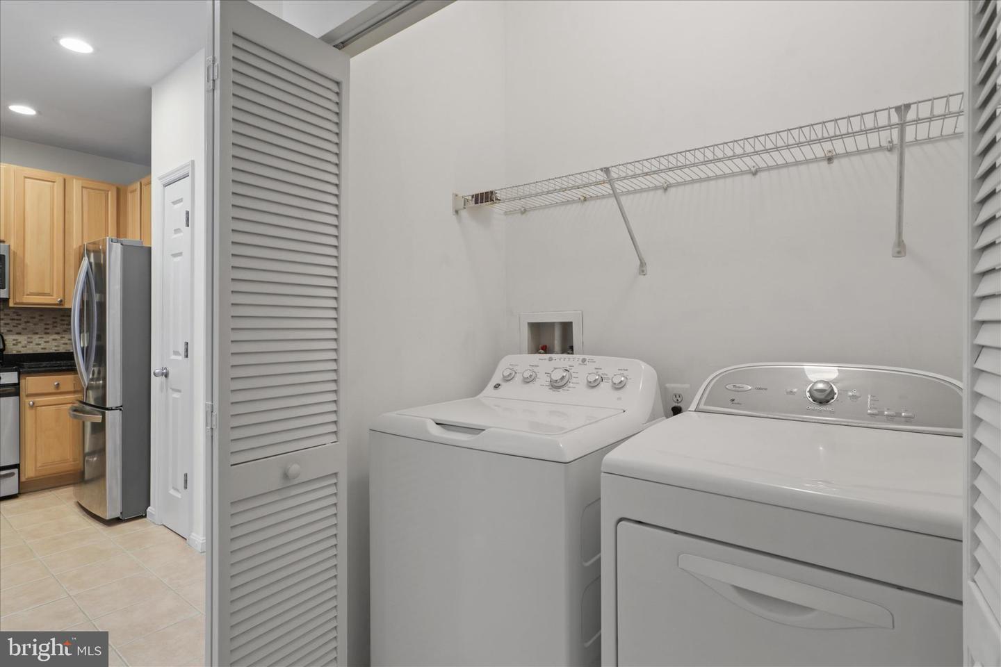 2301 25TH ST S #4-306, ARLINGTON, Virginia 22206, 2 Bedrooms Bedrooms, ,2 BathroomsBathrooms,Residential,For sale,2301 25TH ST S #4-306,VAAR2065752 MLS # VAAR2065752