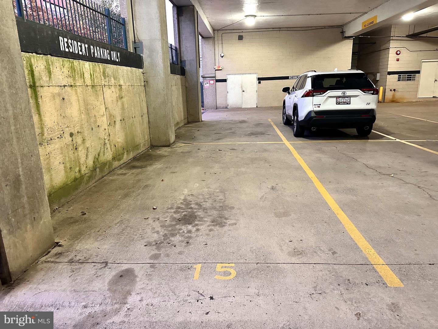 2301 25TH ST S #4-306, ARLINGTON, Virginia 22206, 2 Bedrooms Bedrooms, ,2 BathroomsBathrooms,Residential,For sale,2301 25TH ST S #4-306,VAAR2065752 MLS # VAAR2065752