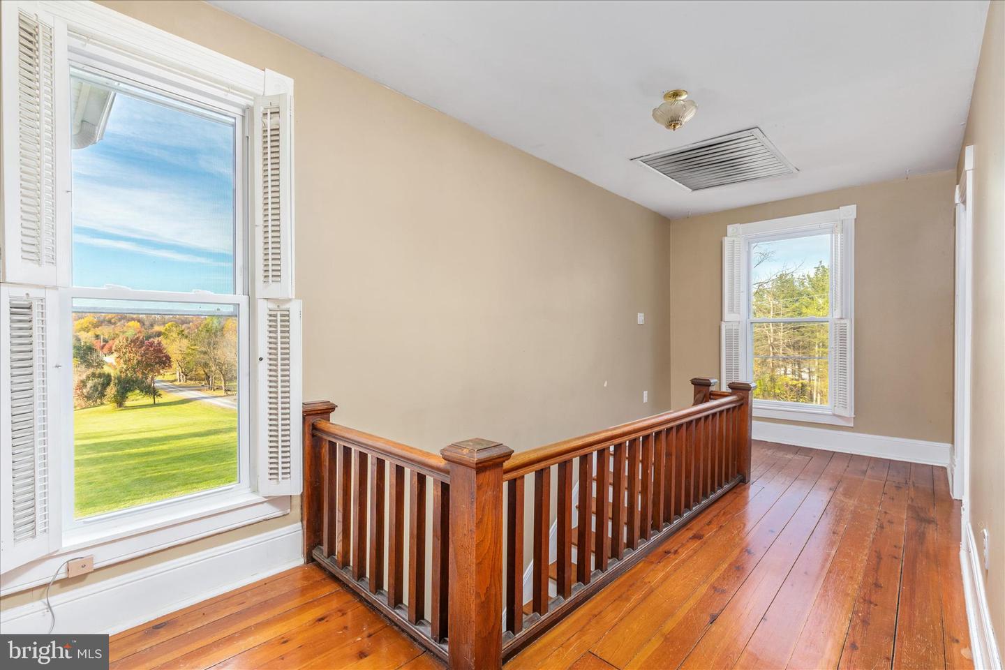 1475 SANDY HOOK RD, STRASBURG, Virginia 22657, 4 Bedrooms Bedrooms, ,2 BathroomsBathrooms,Residential,For sale,1475 SANDY HOOK RD,VASH2012940 MLS # VASH2012940 1475 SANDY HOOK RD, STRASBURG, Virginia 22657, 4 Bedrooms Bedrooms, ,2 BathroomsBathrooms,Residential,For sale,1475 SANDY HOOK RD,VASH2012940 MLS # VASH2012940