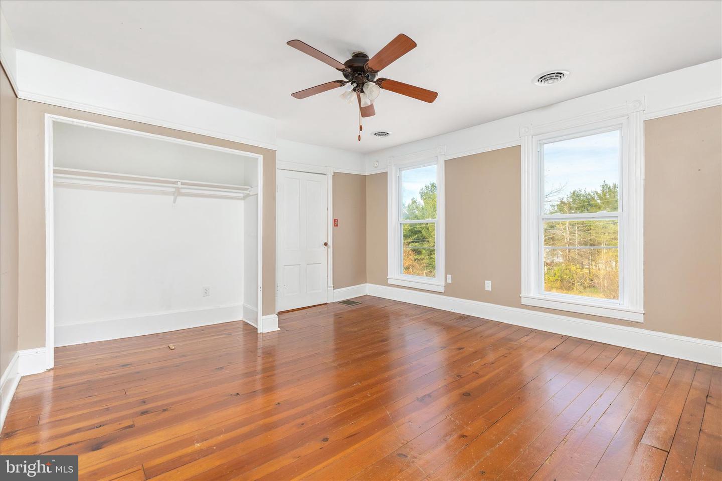 1475 SANDY HOOK RD, STRASBURG, Virginia 22657, 4 Bedrooms Bedrooms, ,2 BathroomsBathrooms,Residential,For sale,1475 SANDY HOOK RD,VASH2012940 MLS # VASH2012940 1475 SANDY HOOK RD, STRASBURG, Virginia 22657, 4 Bedrooms Bedrooms, ,2 BathroomsBathrooms,Residential,For sale,1475 SANDY HOOK RD,VASH2012940 MLS # VASH2012940