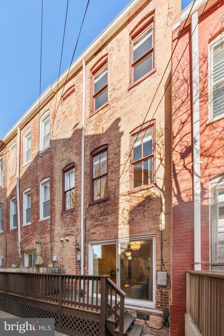 107 KENTUCKY AVE SE, WASHINGTON, District Of Columbia 20003, 4 Bedrooms Bedrooms, ,3 BathroomsBathrooms,Residential,For sale,107 KENTUCKY AVE SE,DCDC2230712 MLS # DCDC2230712 107 KENTUCKY AVE SE, WASHINGTON, District Of Columbia 20003, 4 Bedrooms Bedrooms, ,3 BathroomsBathrooms,Residential,For sale,107 KENTUCKY AVE SE,DCDC2230712 MLS # DCDC2230712