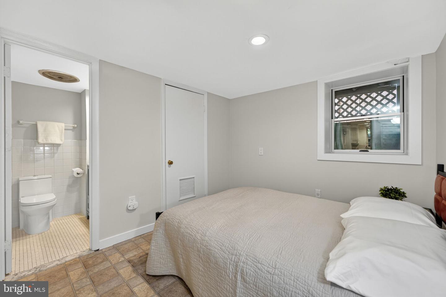 107 KENTUCKY AVE SE, WASHINGTON, District Of Columbia 20003, 4 Bedrooms Bedrooms, ,3 BathroomsBathrooms,Residential,For sale,107 KENTUCKY AVE SE,DCDC2230712 MLS # DCDC2230712 107 KENTUCKY AVE SE, WASHINGTON, District Of Columbia 20003, 4 Bedrooms Bedrooms, ,3 BathroomsBathrooms,Residential,For sale,107 KENTUCKY AVE SE,DCDC2230712 MLS # DCDC2230712