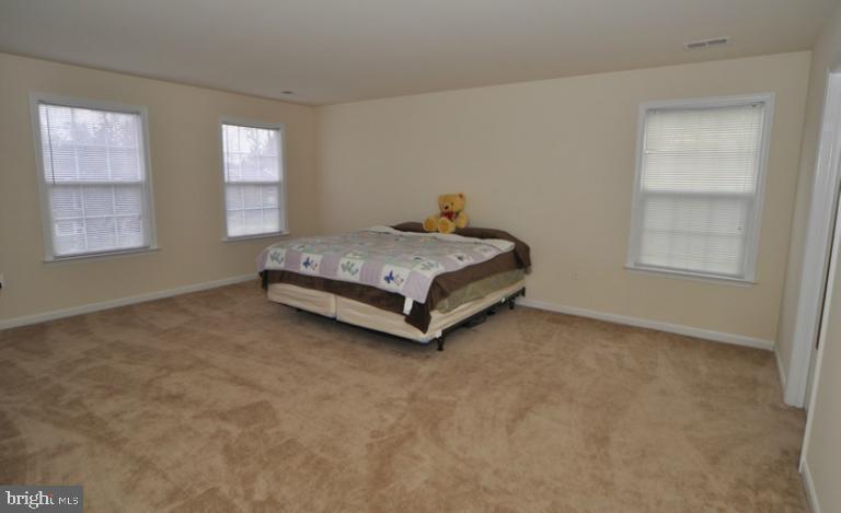 401 E LOUDOUN VALLEY DR, PURCELLVILLE, Virginia 20132, 5 Bedrooms Bedrooms, ,3 BathroomsBathrooms,Residential,For sale,401 E LOUDOUN VALLEY DR,VALO2110712 MLS # VALO2110712 401 E LOUDOUN VALLEY DR, PURCELLVILLE, Virginia 20132, 5 Bedrooms Bedrooms, ,3 BathroomsBathrooms,Residential,For sale,401 E LOUDOUN VALLEY DR,VALO2110712 MLS # VALO2110712