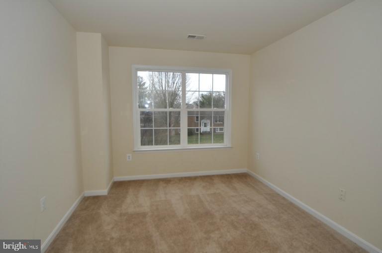 401 E LOUDOUN VALLEY DR, PURCELLVILLE, Virginia 20132, 5 Bedrooms Bedrooms, ,3 BathroomsBathrooms,Residential,For sale,401 E LOUDOUN VALLEY DR,VALO2110712 MLS # VALO2110712 401 E LOUDOUN VALLEY DR, PURCELLVILLE, Virginia 20132, 5 Bedrooms Bedrooms, ,3 BathroomsBathrooms,Residential,For sale,401 E LOUDOUN VALLEY DR,VALO2110712 MLS # VALO2110712