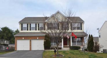 401 E LOUDOUN VALLEY DR, PURCELLVILLE, Virginia 20132, 5 Bedrooms Bedrooms, ,3 BathroomsBathrooms,Residential,For sale,401 E LOUDOUN VALLEY DR,VALO2110712 MLS # VALO2110712